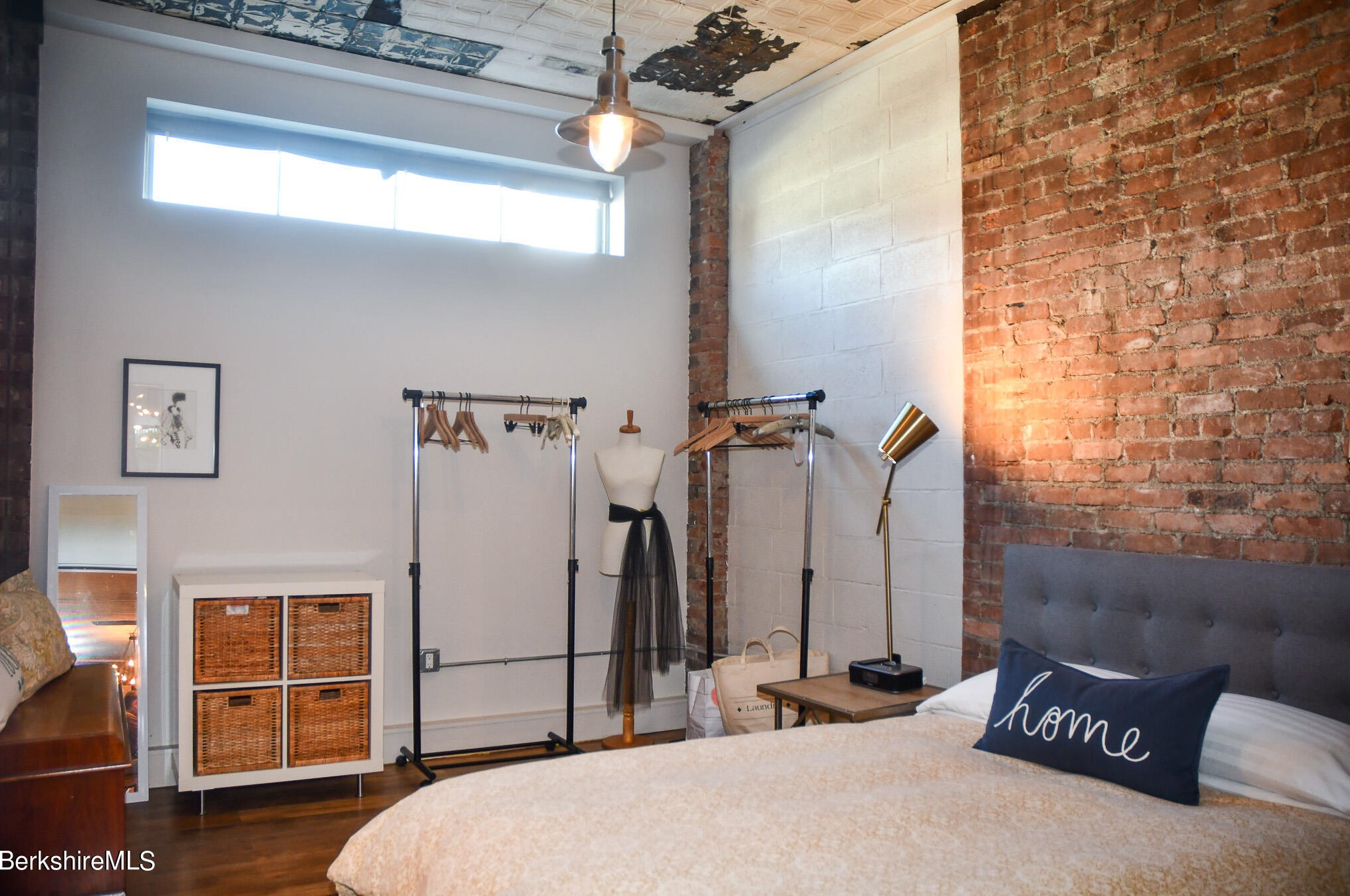 17-23 Linden St, Pittsfield MA exterior