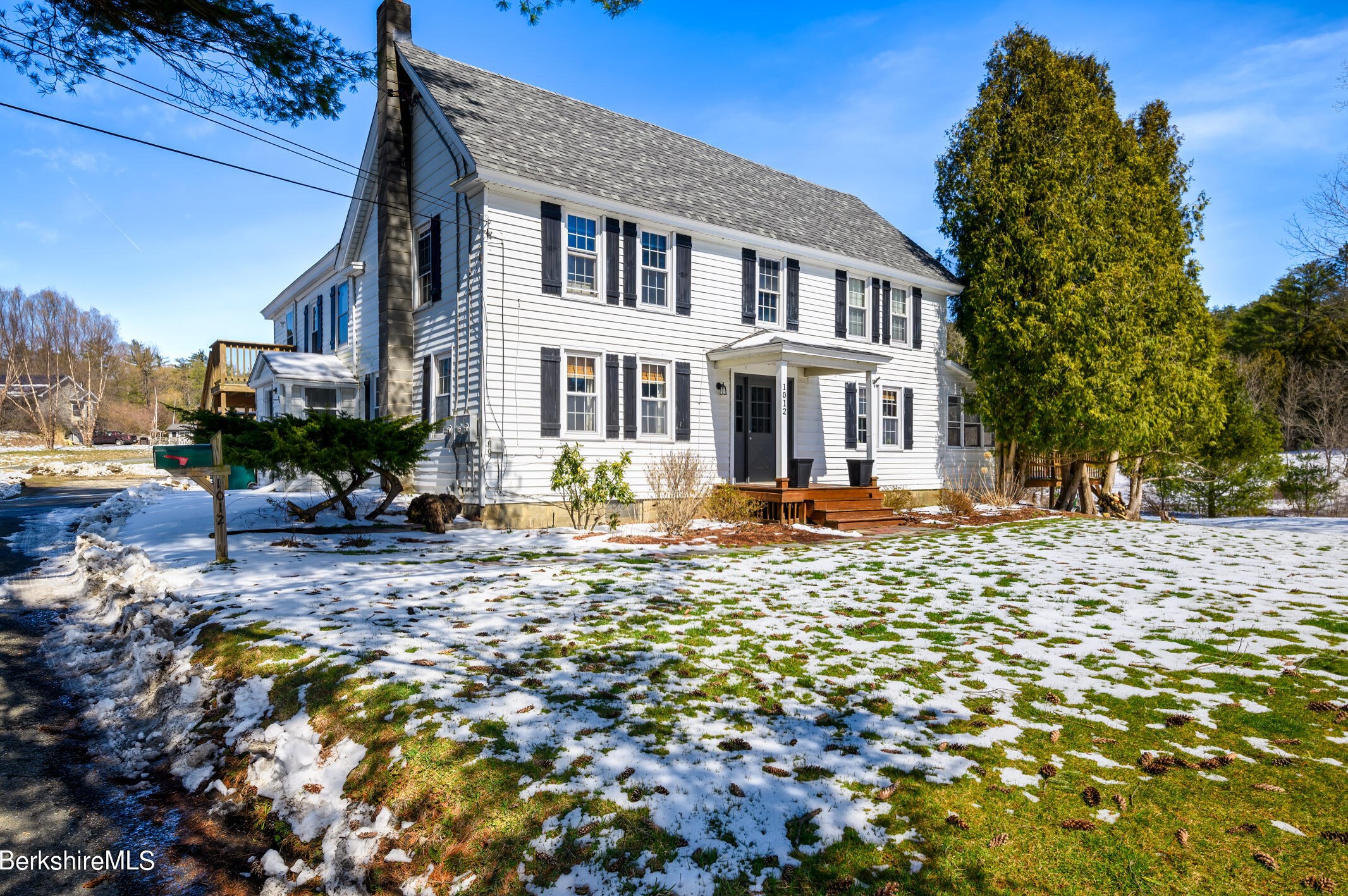 1012-1016 North Hoosac Rd, Williamstown, MA 01267