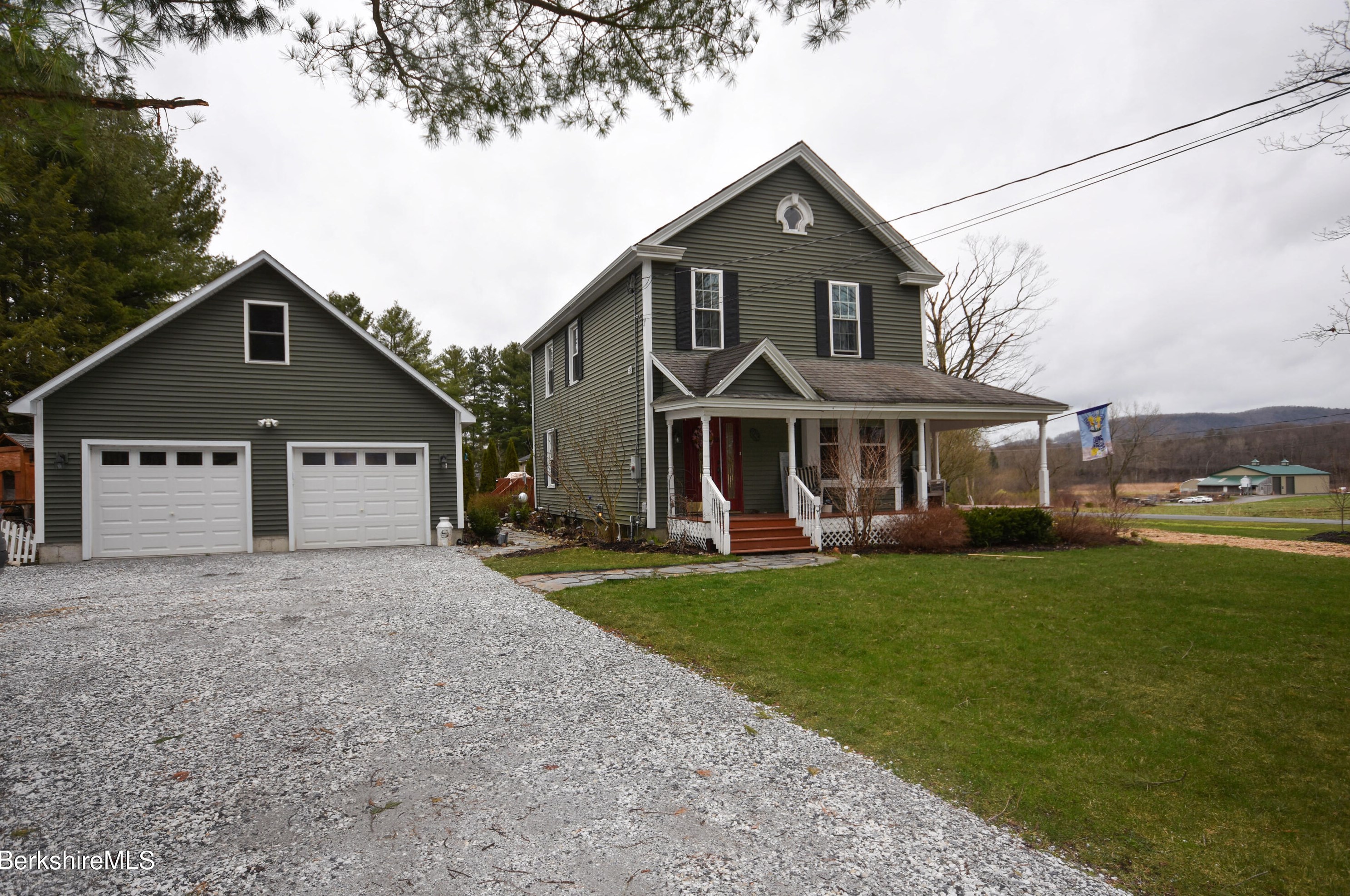 235 Fort Hill Ave, Pittsfield, MA 01201