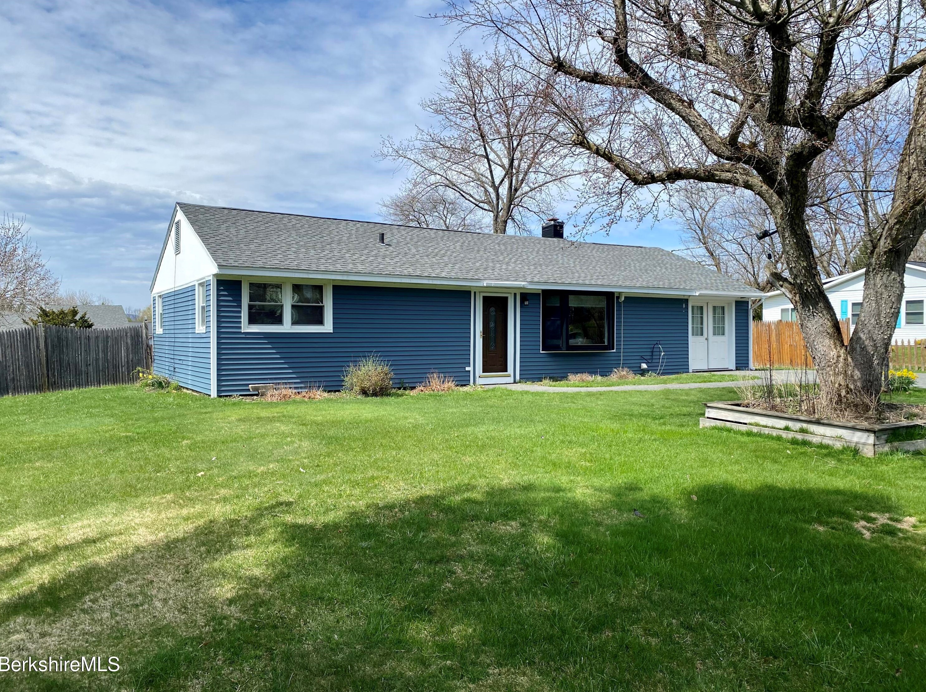 56 Norwich Dr, Dalton, MA 01226-1707