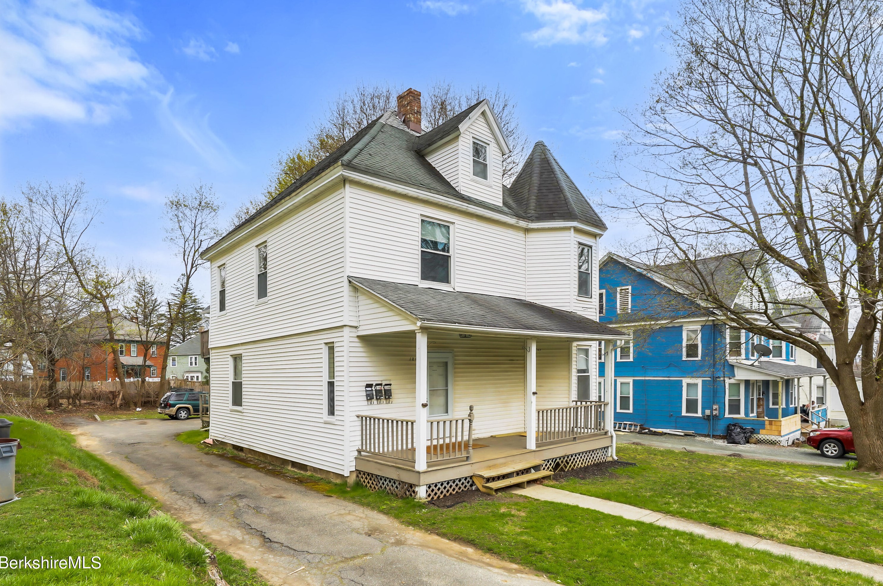 184 Woodlawn Ave, Pittsfield, MA 01201-4315
