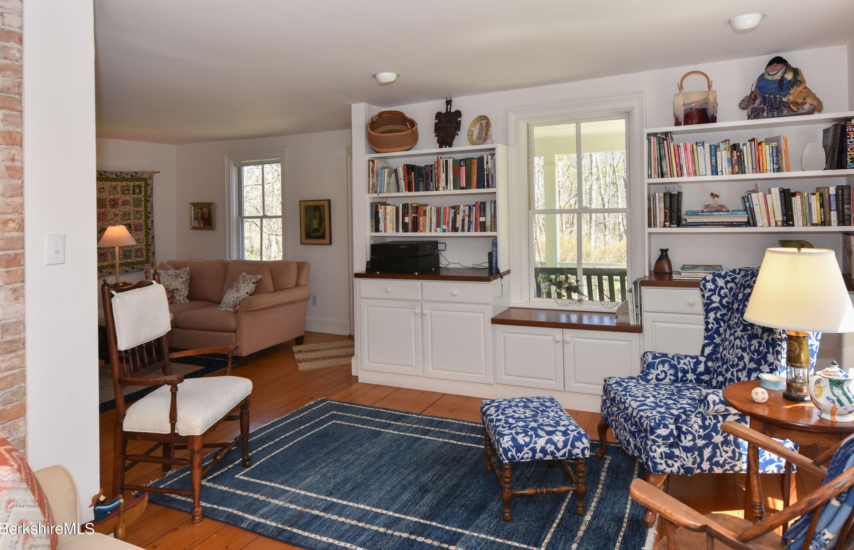 361 St, Lenox MA 01240-2235 exterior