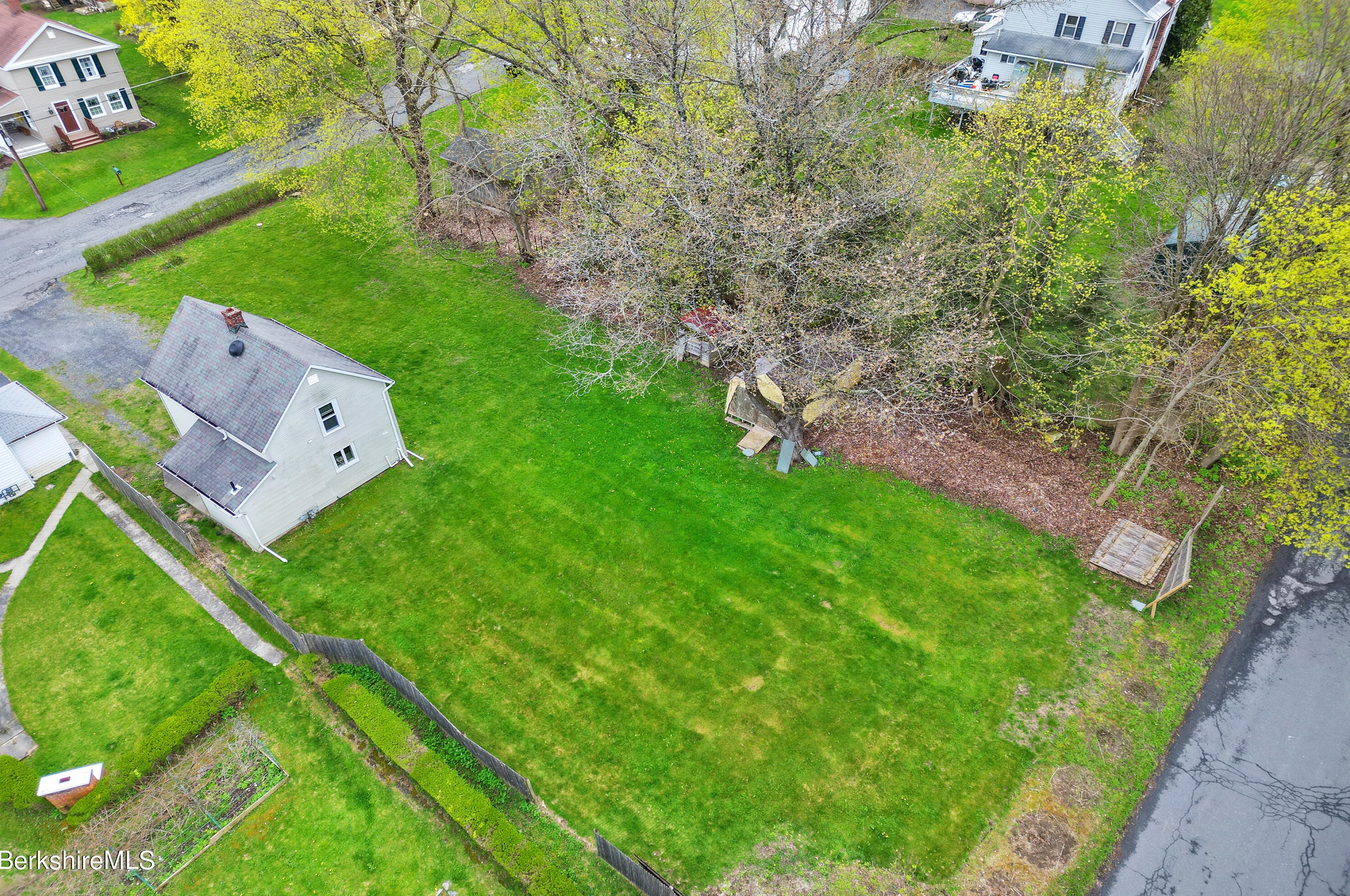 50 Margerie St, Lee MA  01238-9467 exterior