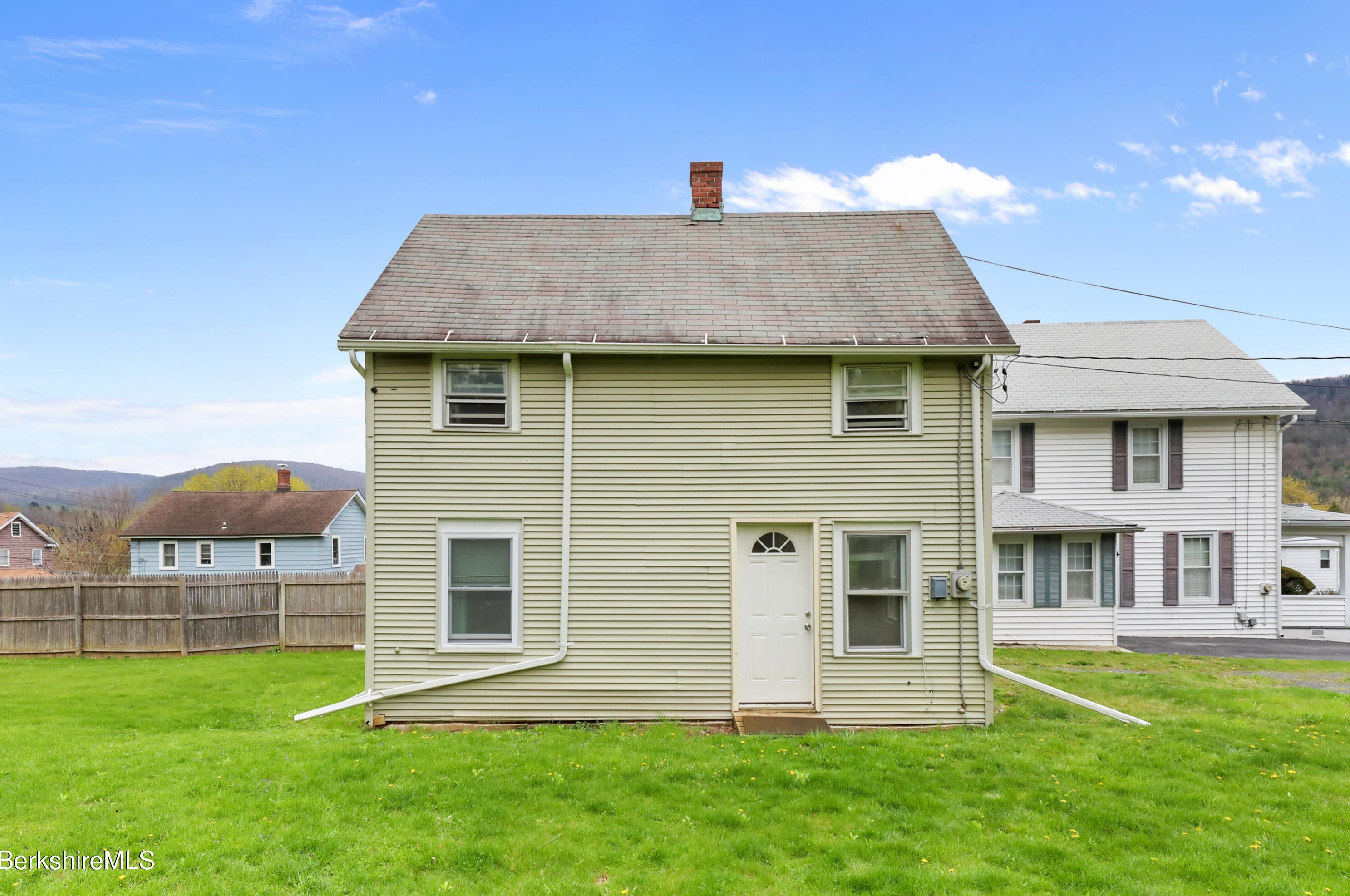 50 Margerie St, Lee MA  01238-9467 exterior