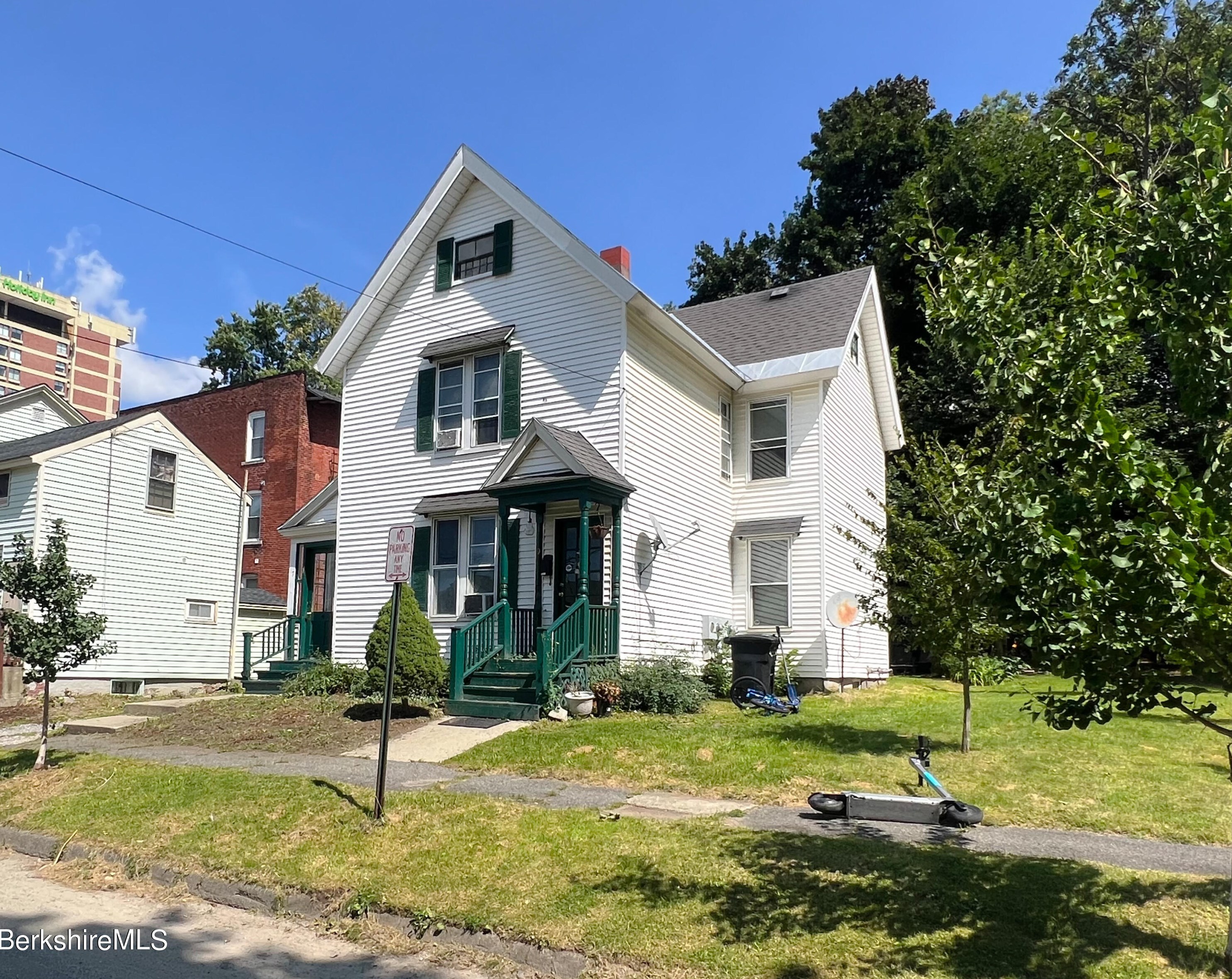 7 Goodrich St, Pittsfield MA 01201-6188 exterior