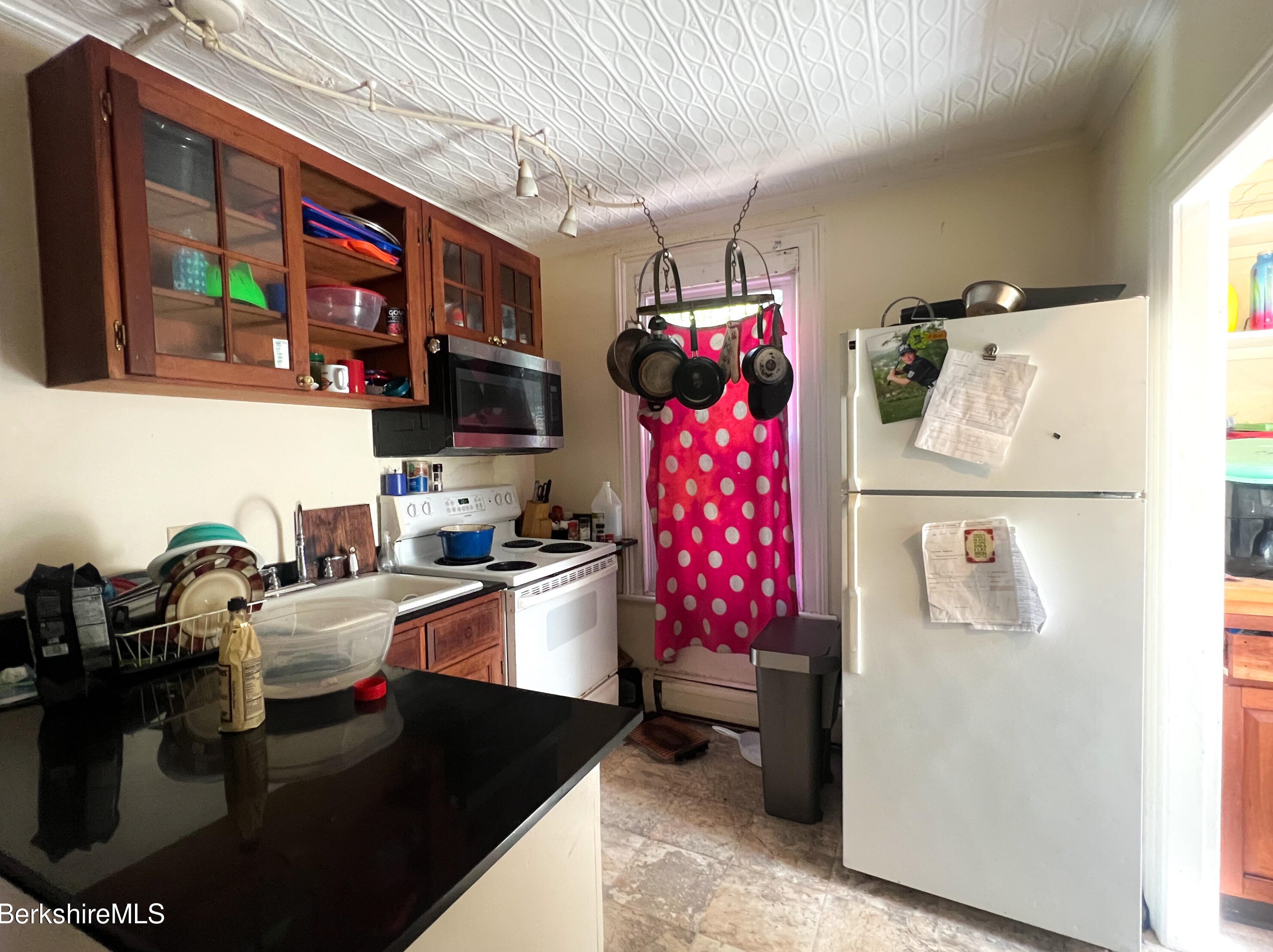 7 Goodrich St, Pittsfield MA 01201-6188 exterior