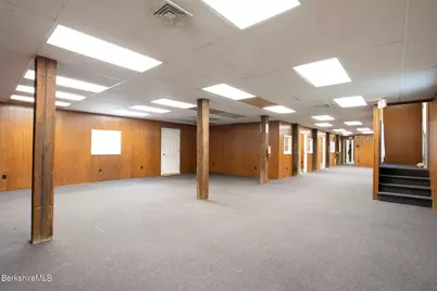 395 N Park St, Great Barrington, MA 01230 - Photo 18