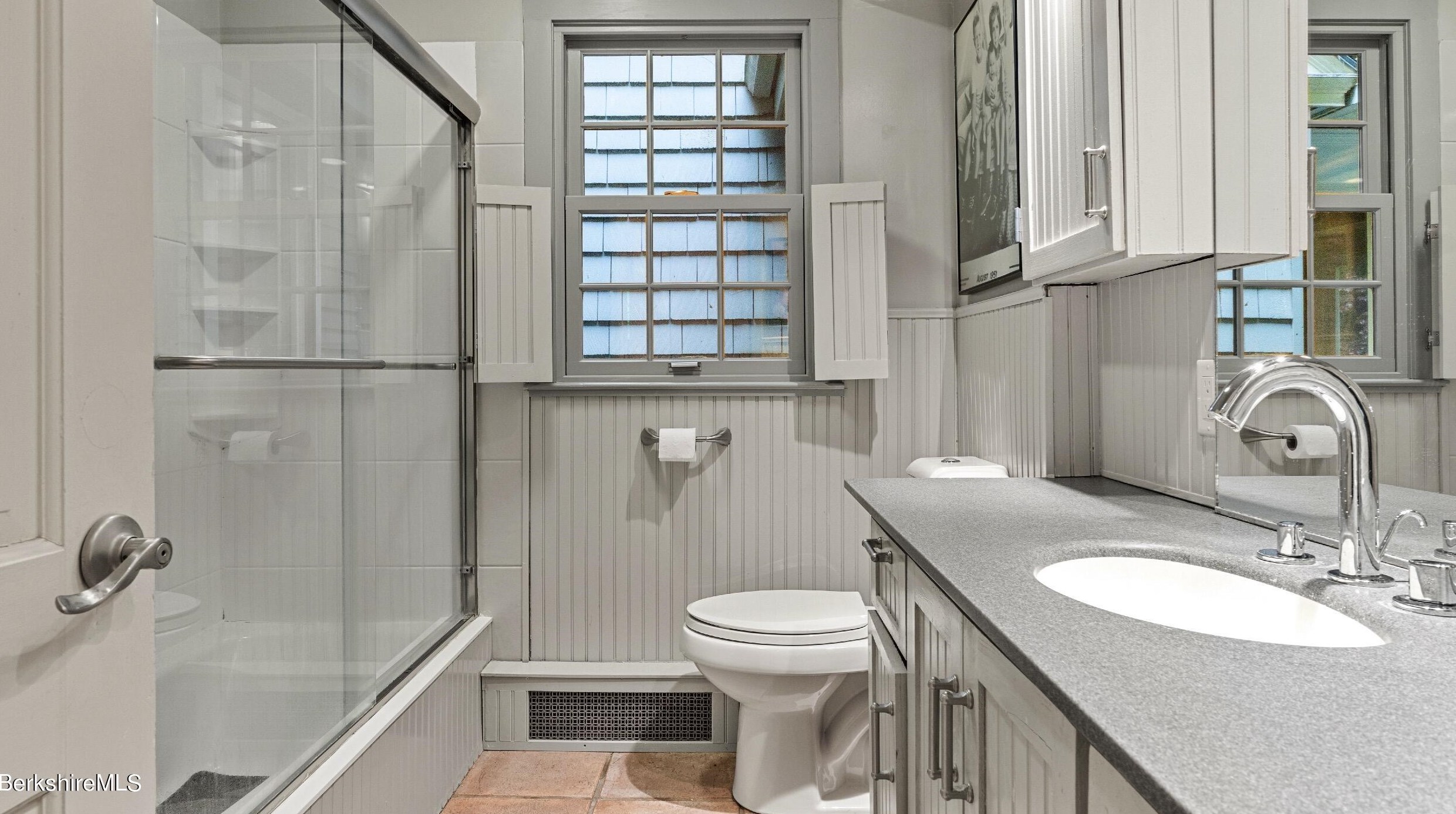 35 Edgewood Dr, Lenox MA  01240-2118 exterior