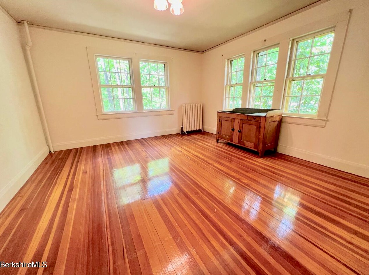 108 Kemble St, Lenox MA  01240-2816 exterior