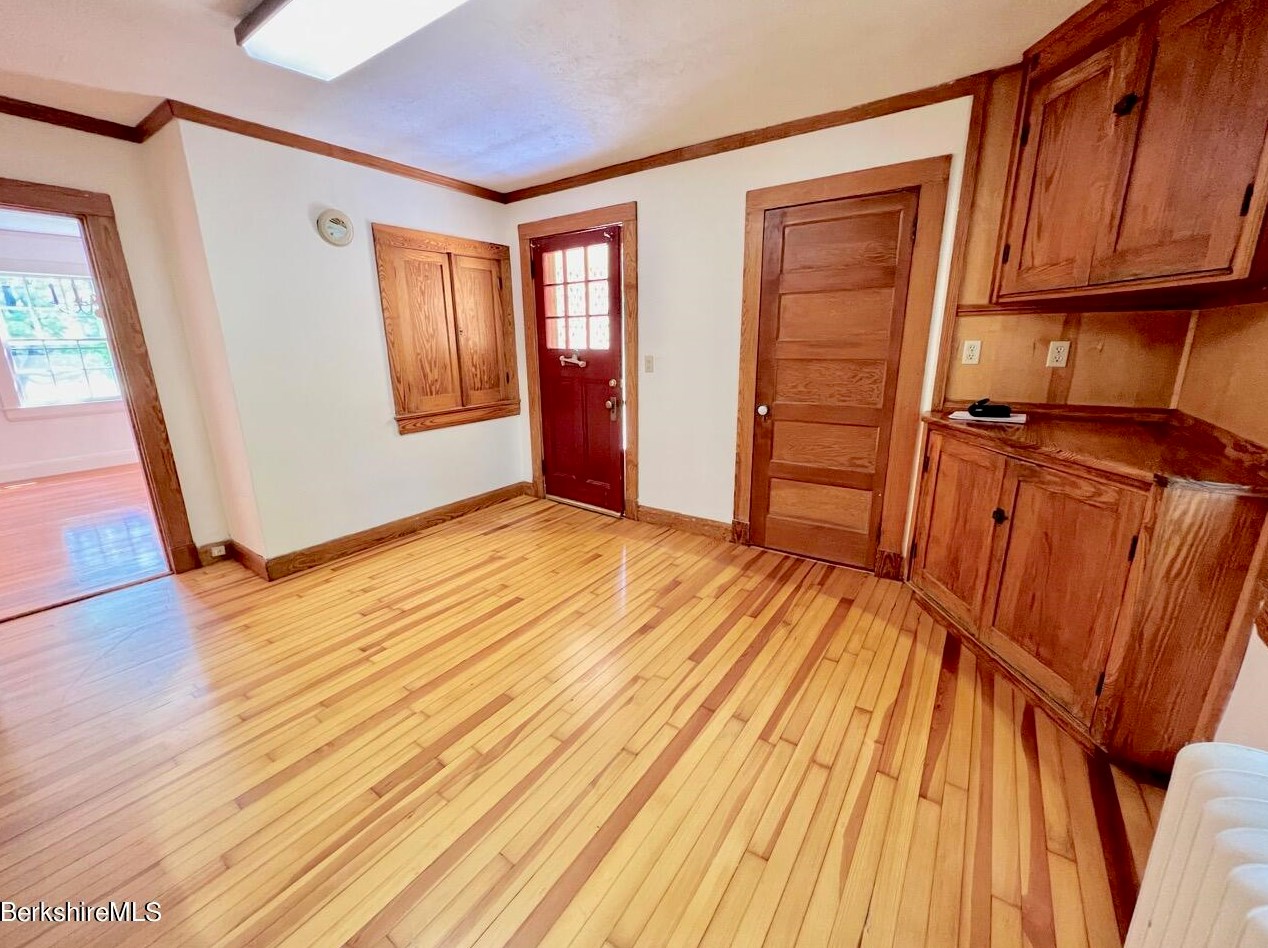 108 Kemble St, Lenox MA  01240-2816 exterior