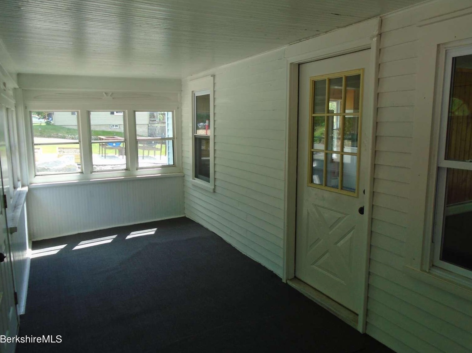 51 Bellevue Ave, Adams MA  01220-2201 exterior