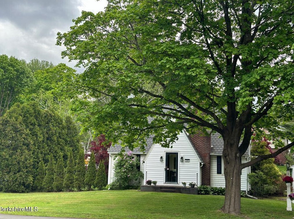 200 Cheshire Rd, Pittsfield, MA 01201 exterior