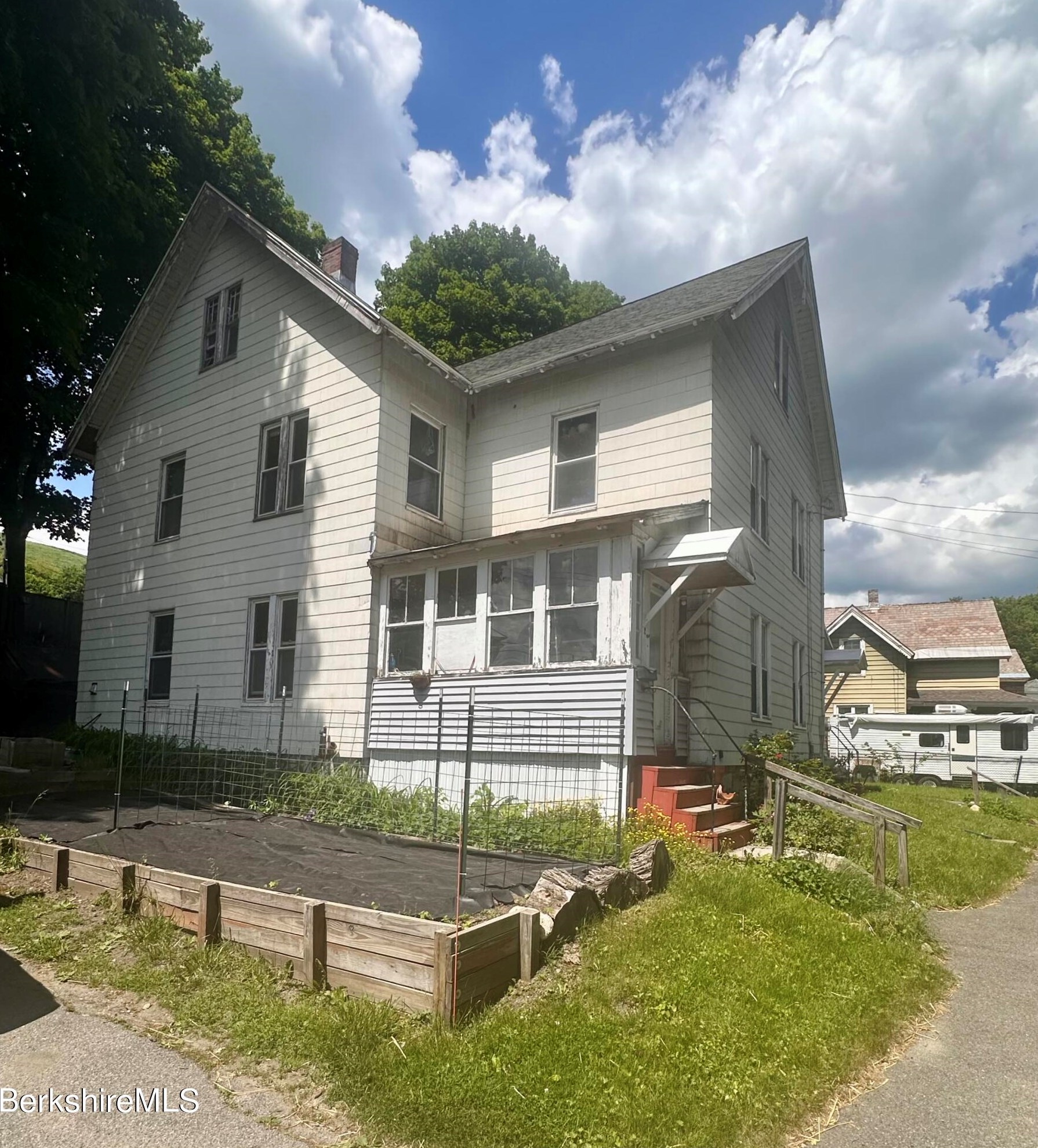 23 Brooklyn St, Clarksburg MA  01247-2555 exterior