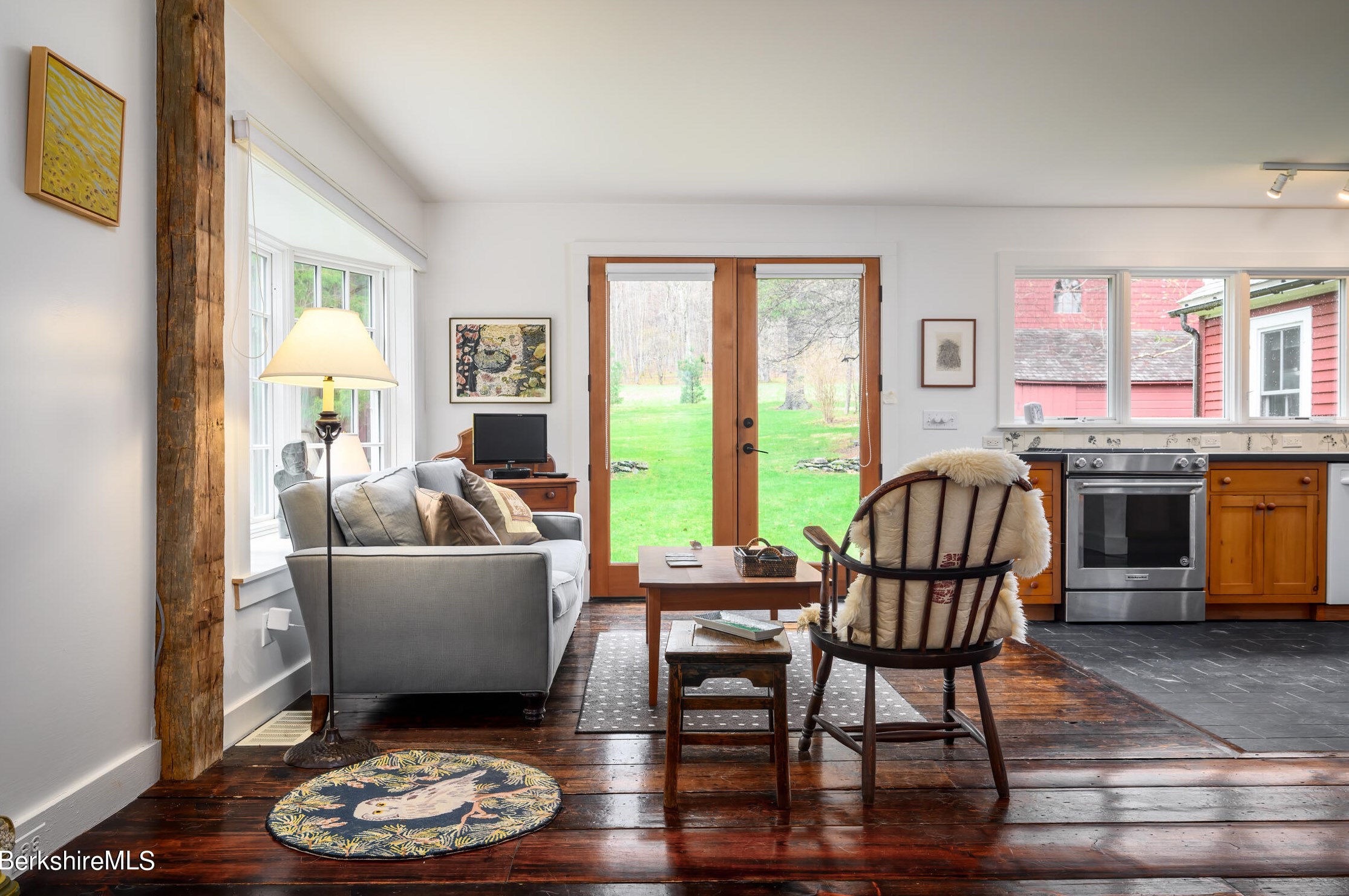 1571 Oblong Rd, Williamstown MA 01267-3096 exterior