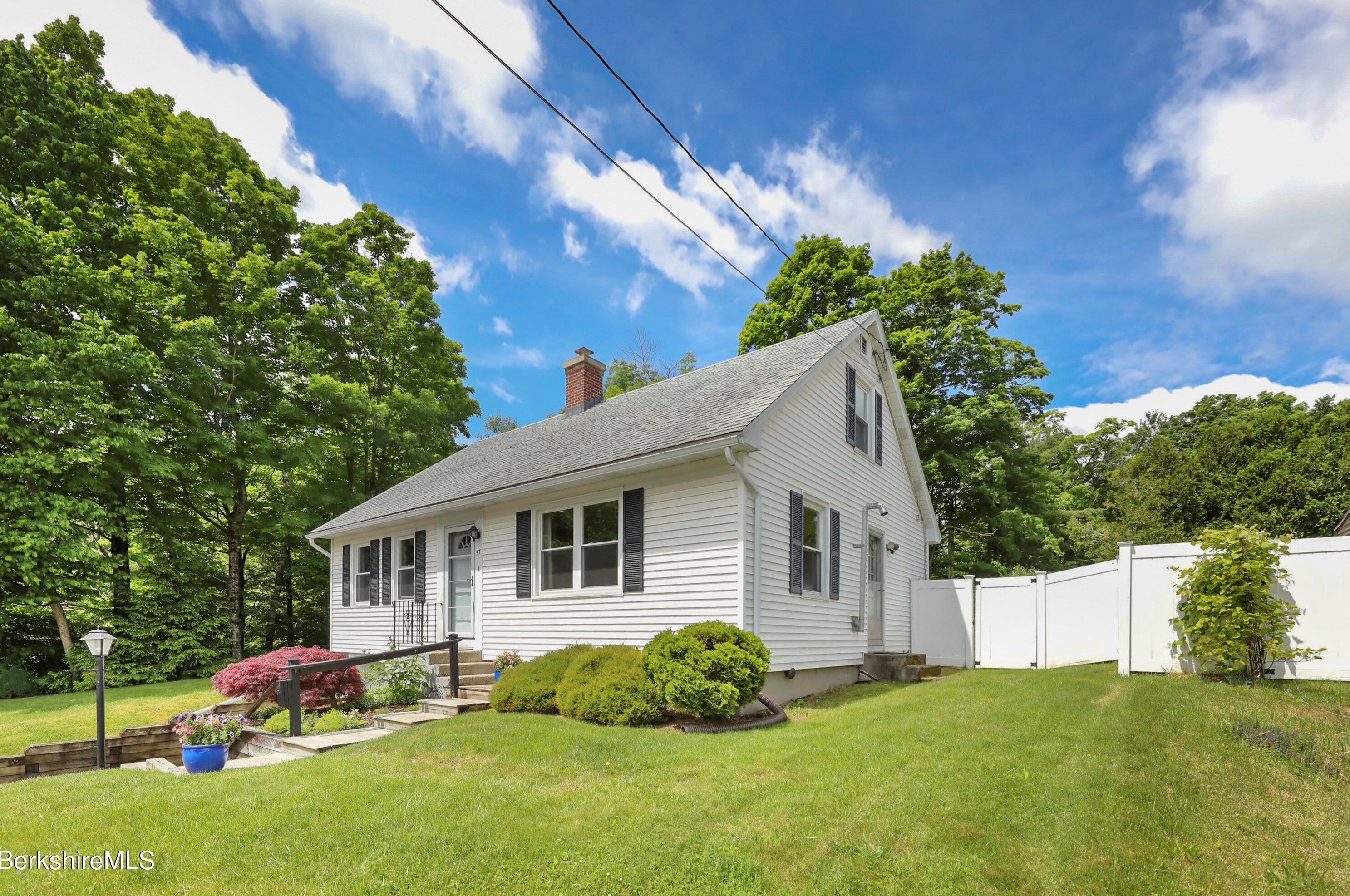 57 Highland Ave, Adams, MA 01220-1822