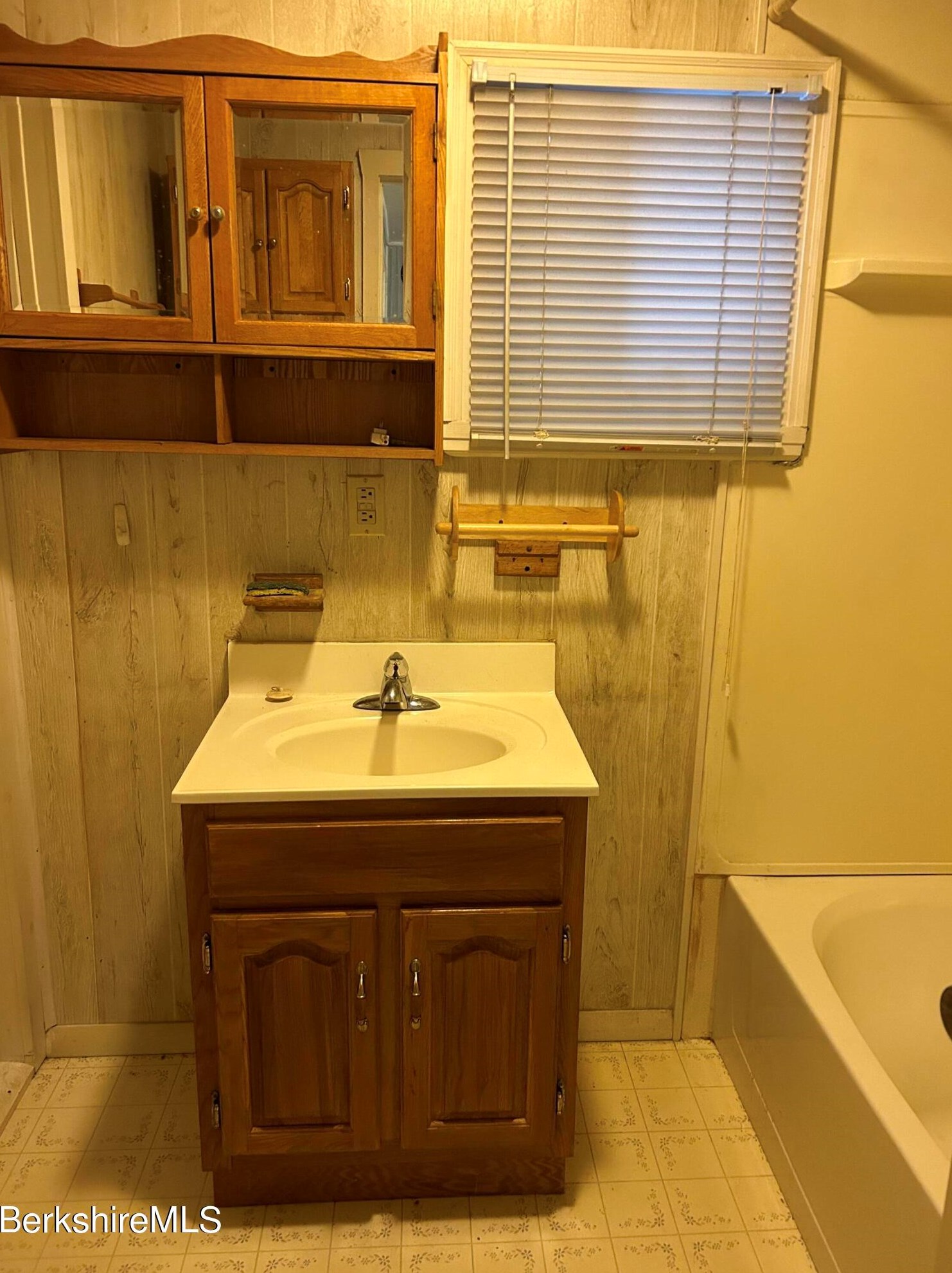 320 Beaver St, Clarksburg MA  01247-2844 exterior