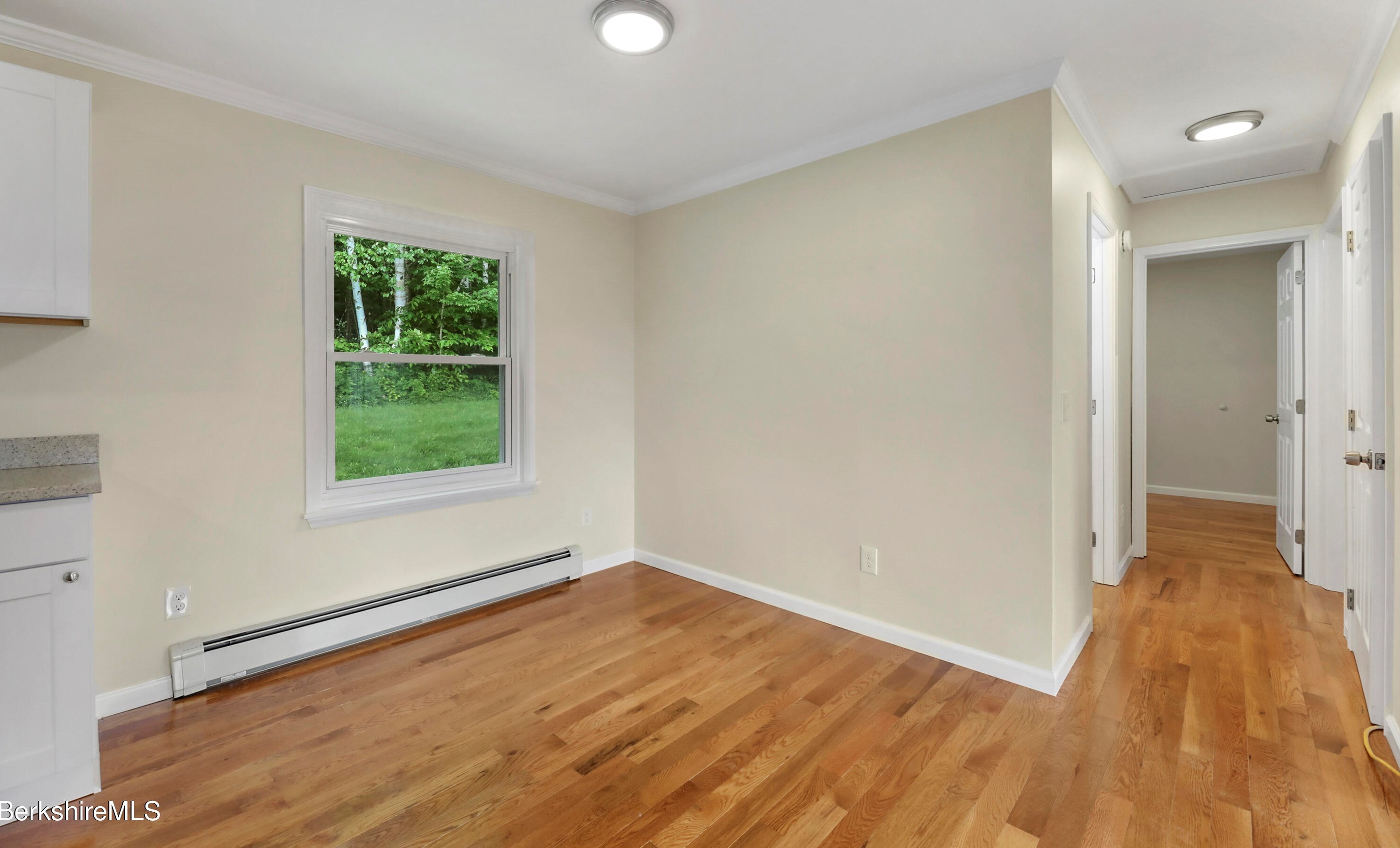 472 Hoosac St, Adams MA  01220-1733 exterior