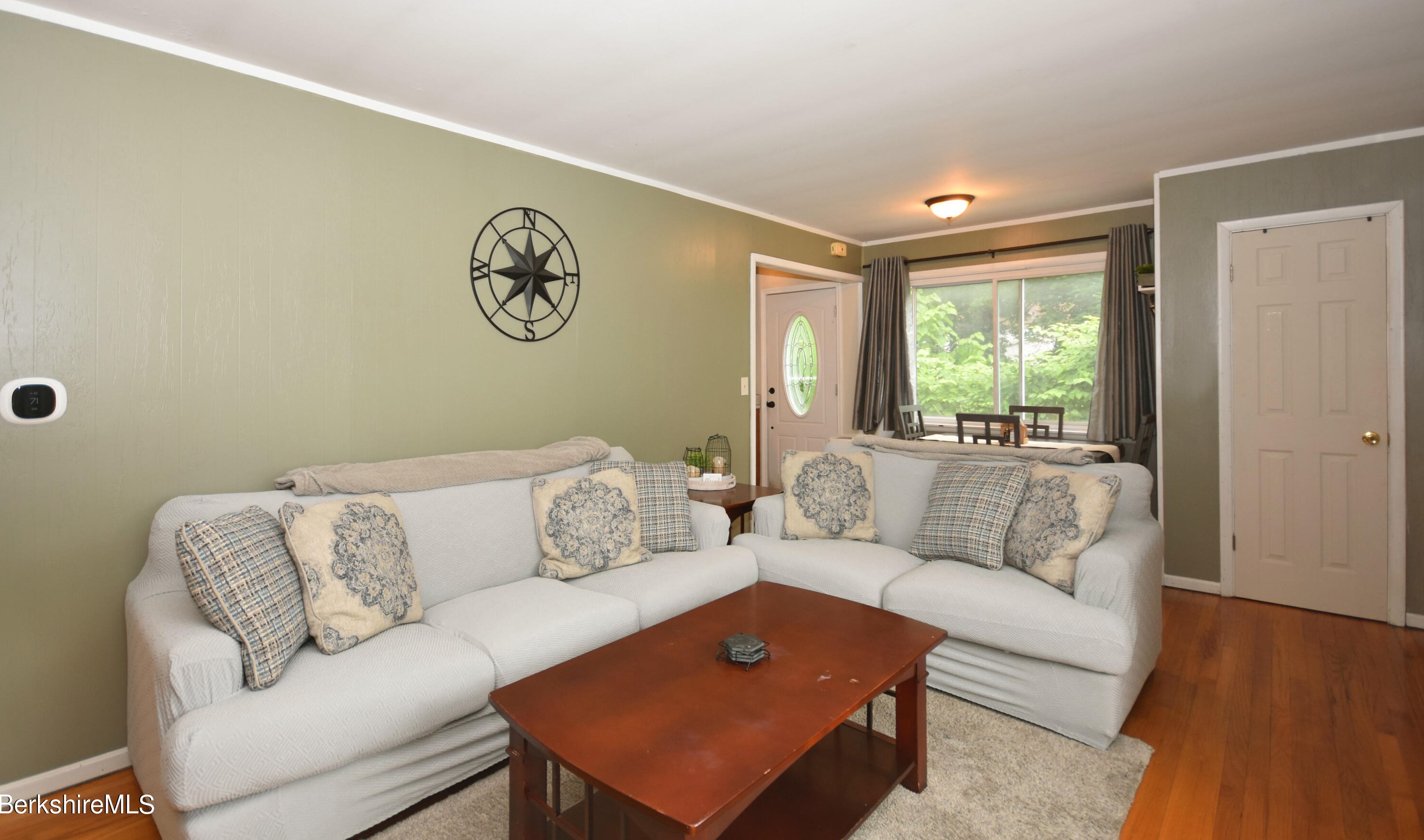 39 Goodrich St, Clarksburg MA 01247-3327 exterior