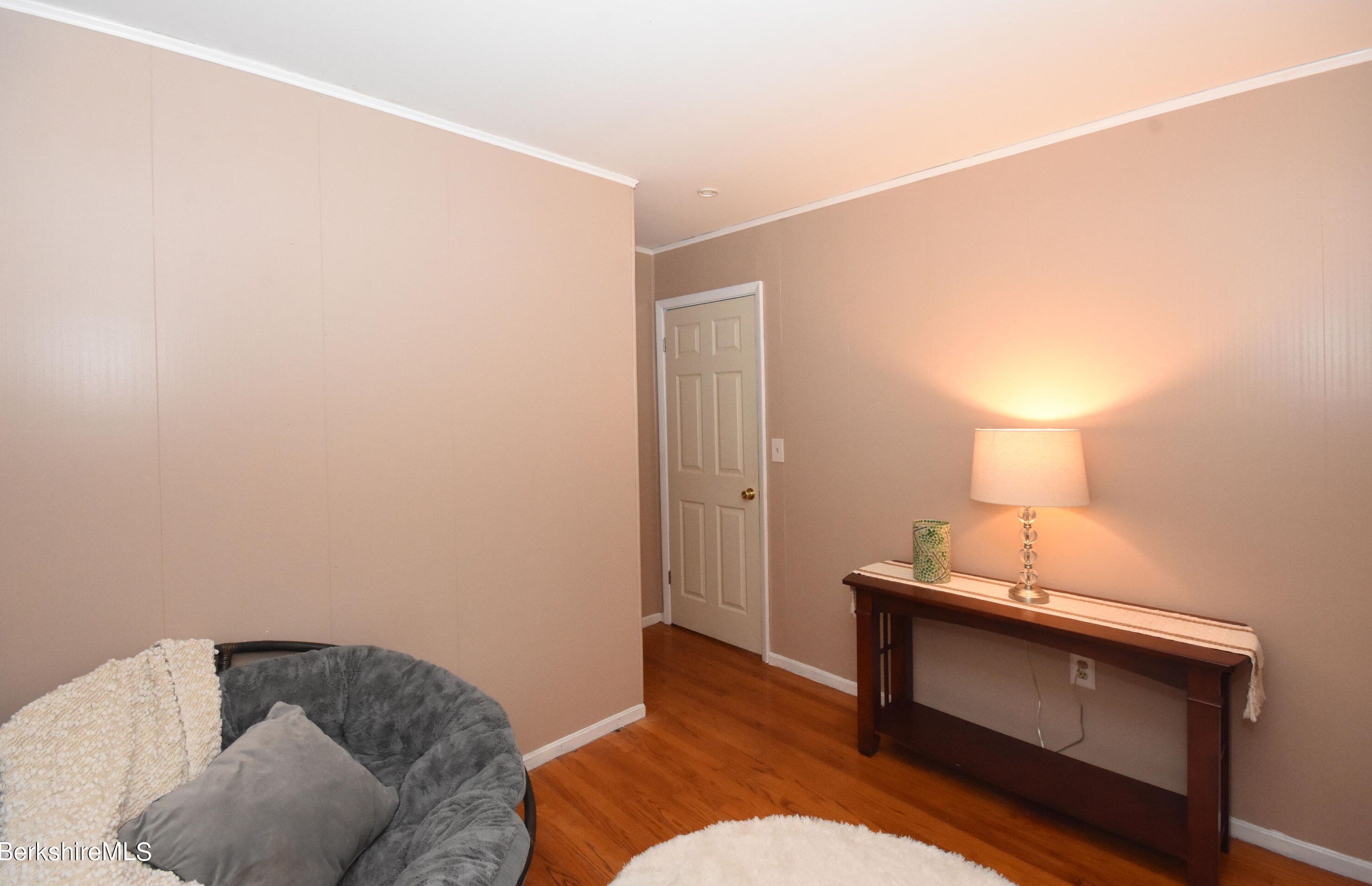 39 Goodrich St, Clarksburg MA 01247-3327 exterior