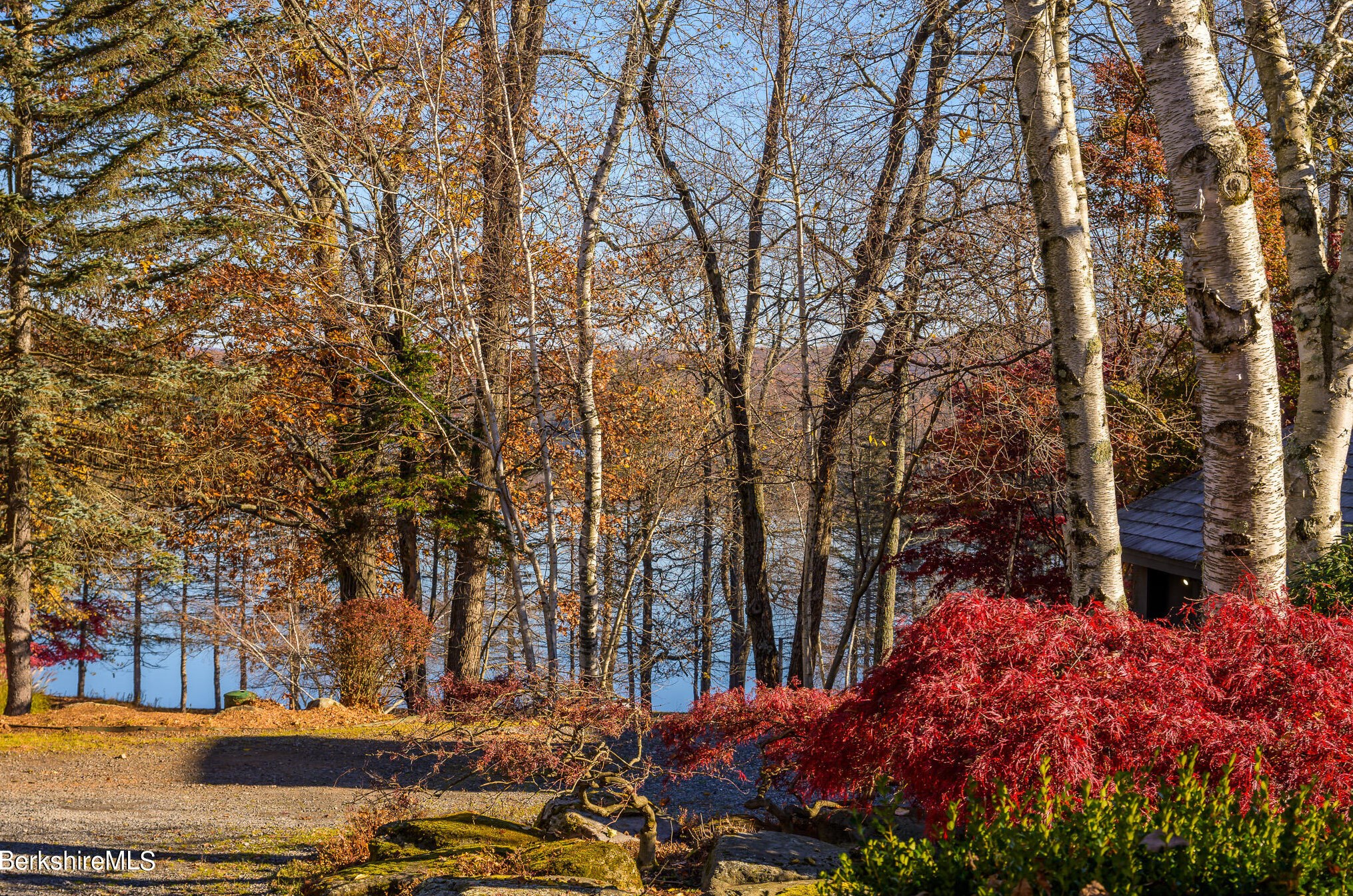 181 Golf Course Rd, Craryville NY  12521-5514 exterior