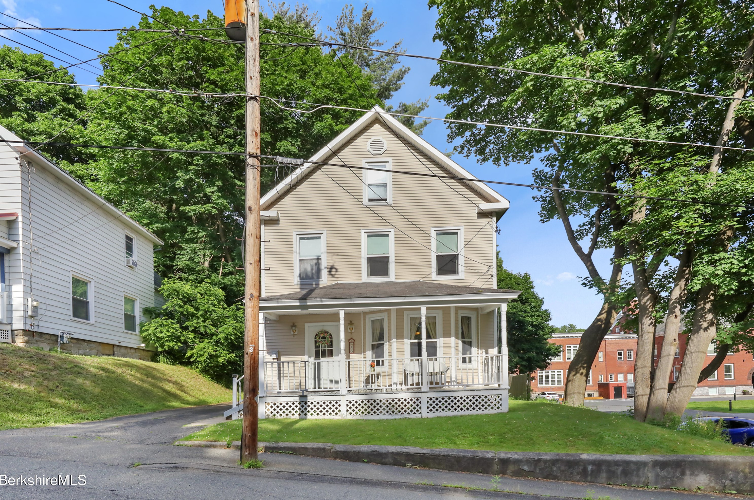 36 Cady St, Clarksburg, MA 01247