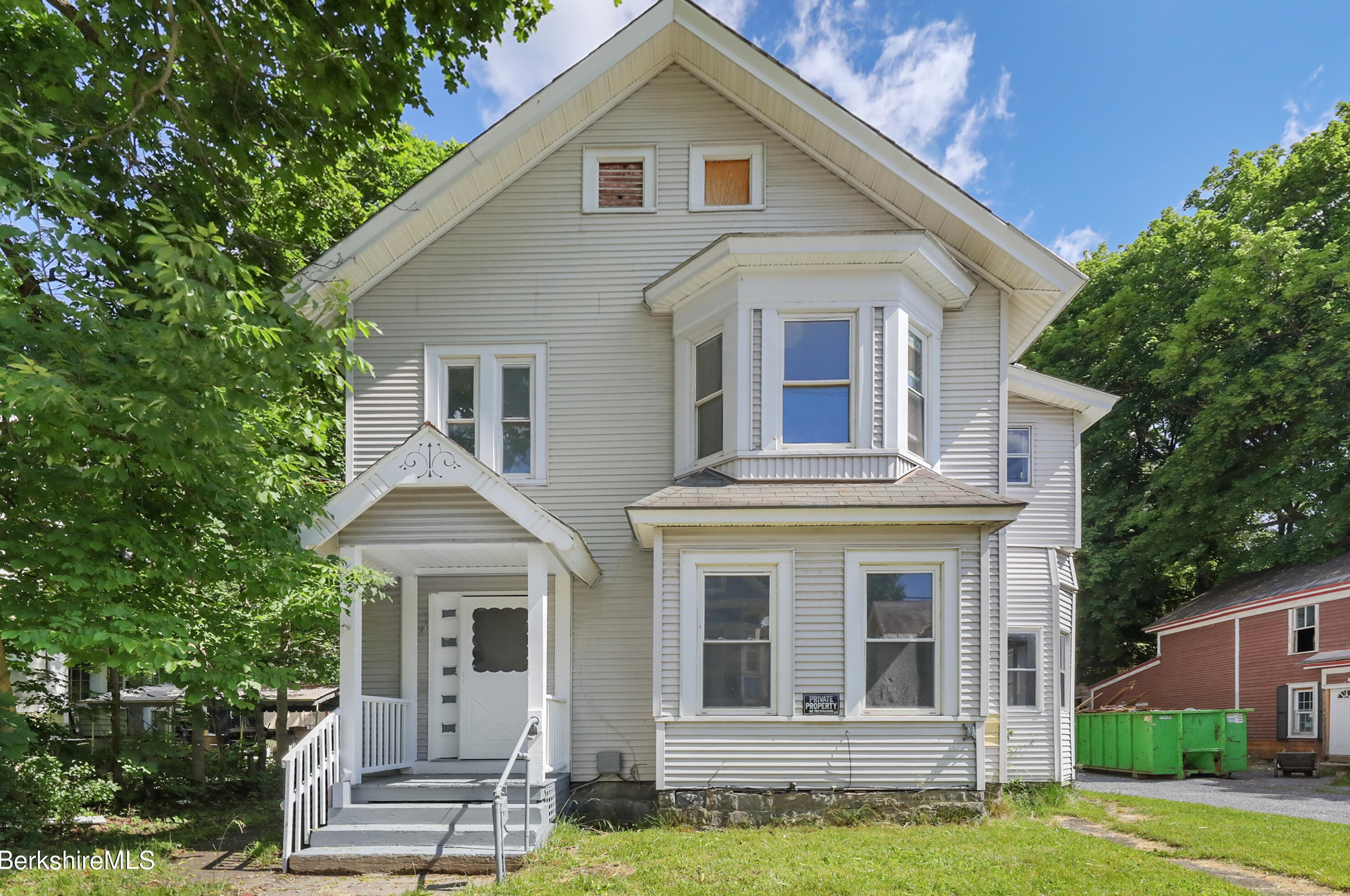 33-35 Hall St, Clarksburg, MA 01247