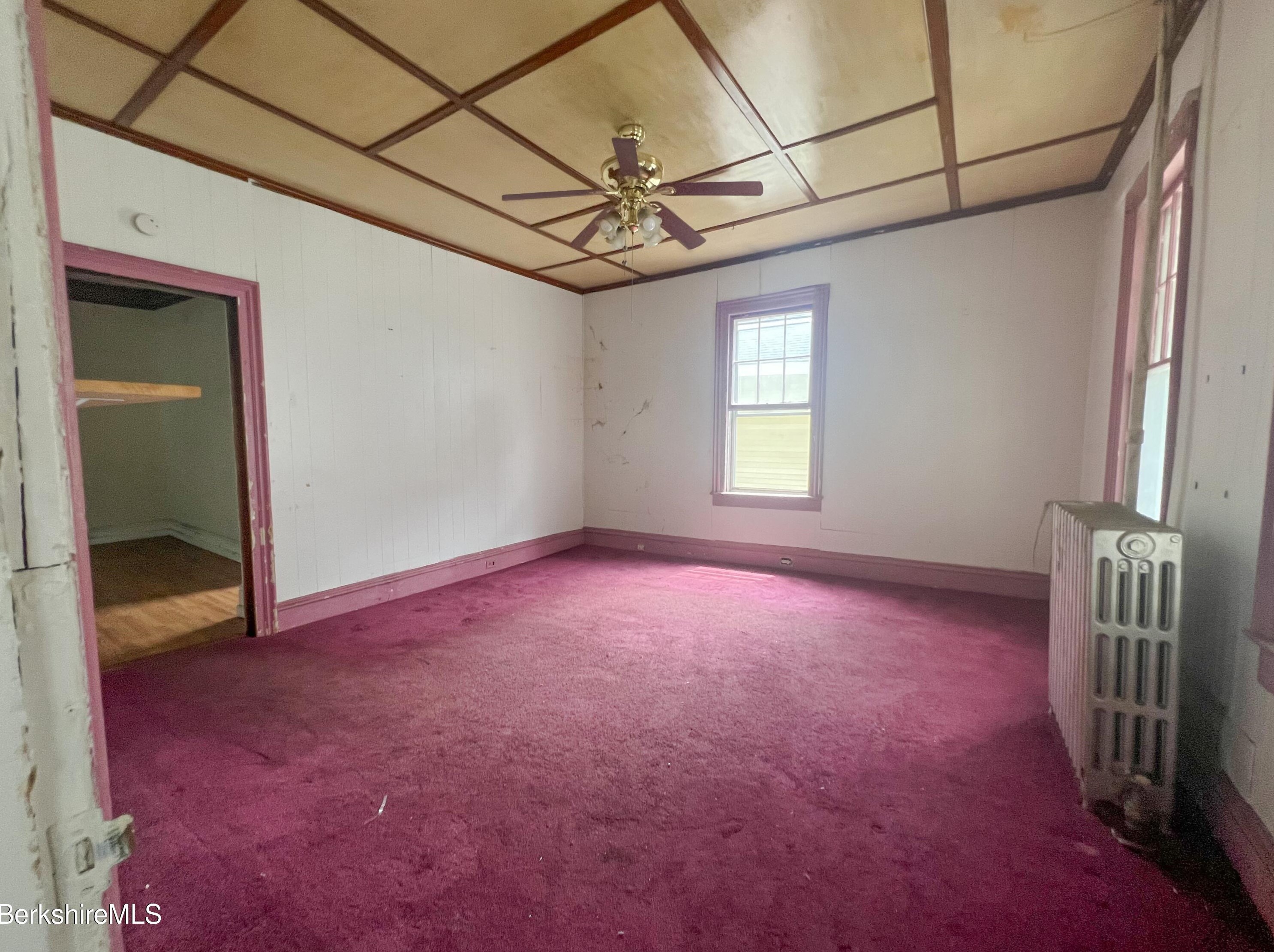 24 Spring St, Clarksburg, MA 01247