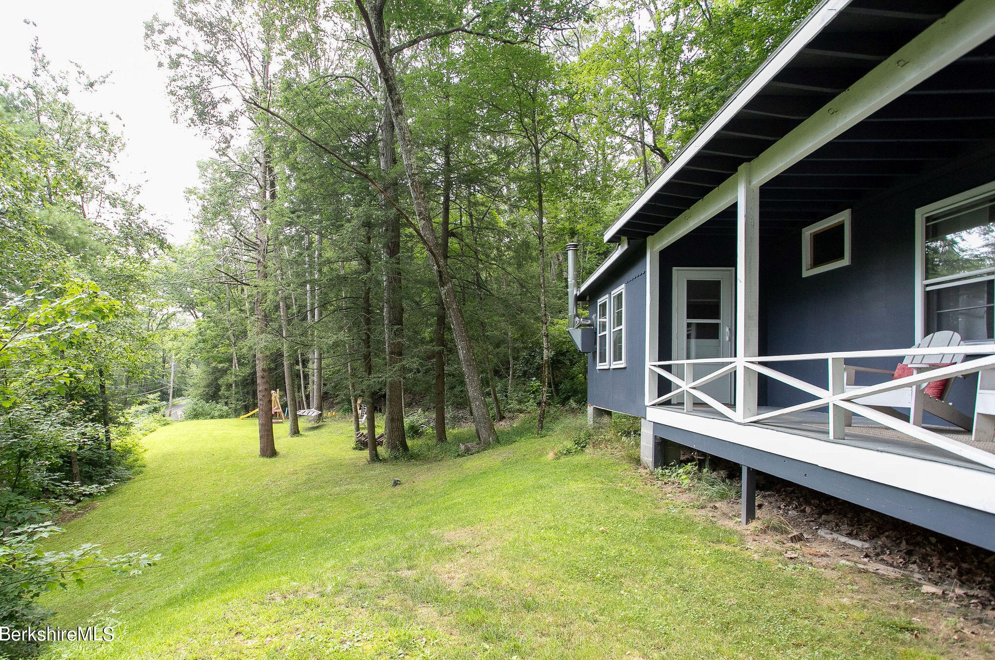 3 East St, Mount Washington, MA 01258