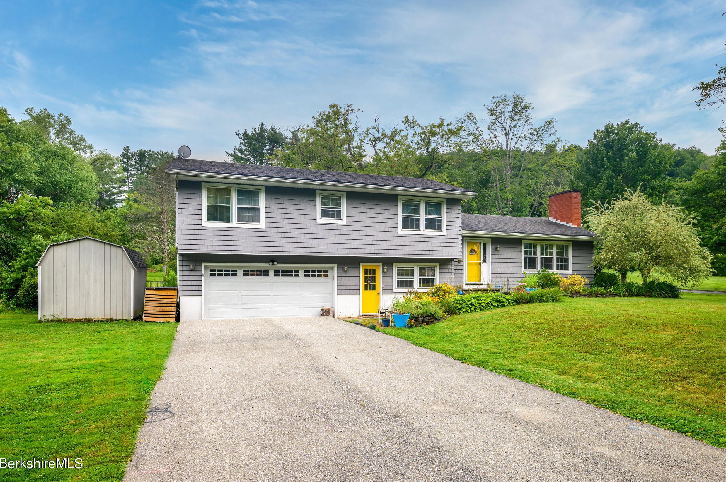 55 Thornliebank Rd, Williamstown, MA 01267