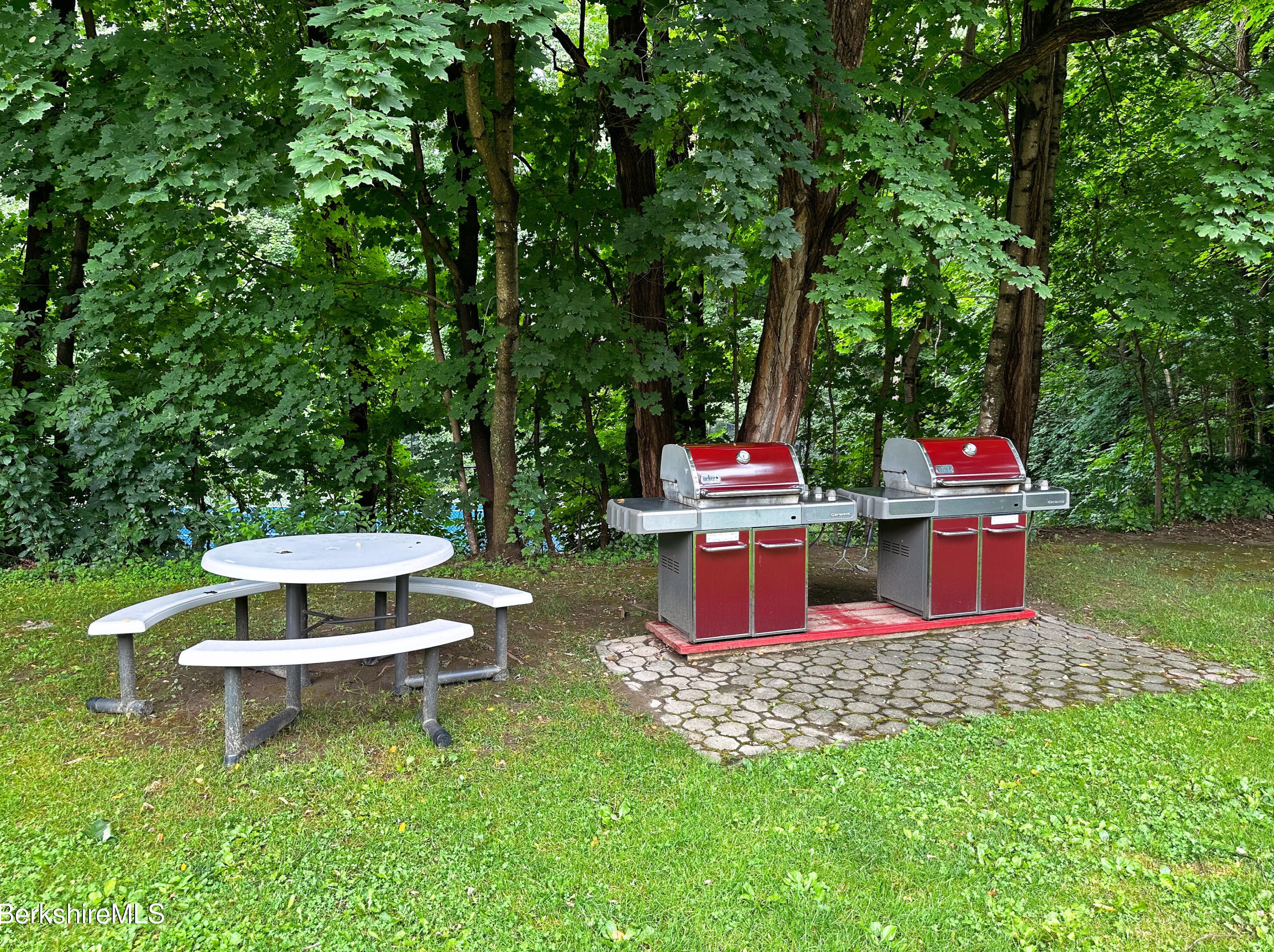 260 Pittsfield Rd, Lenox MA  01240-2163 exterior