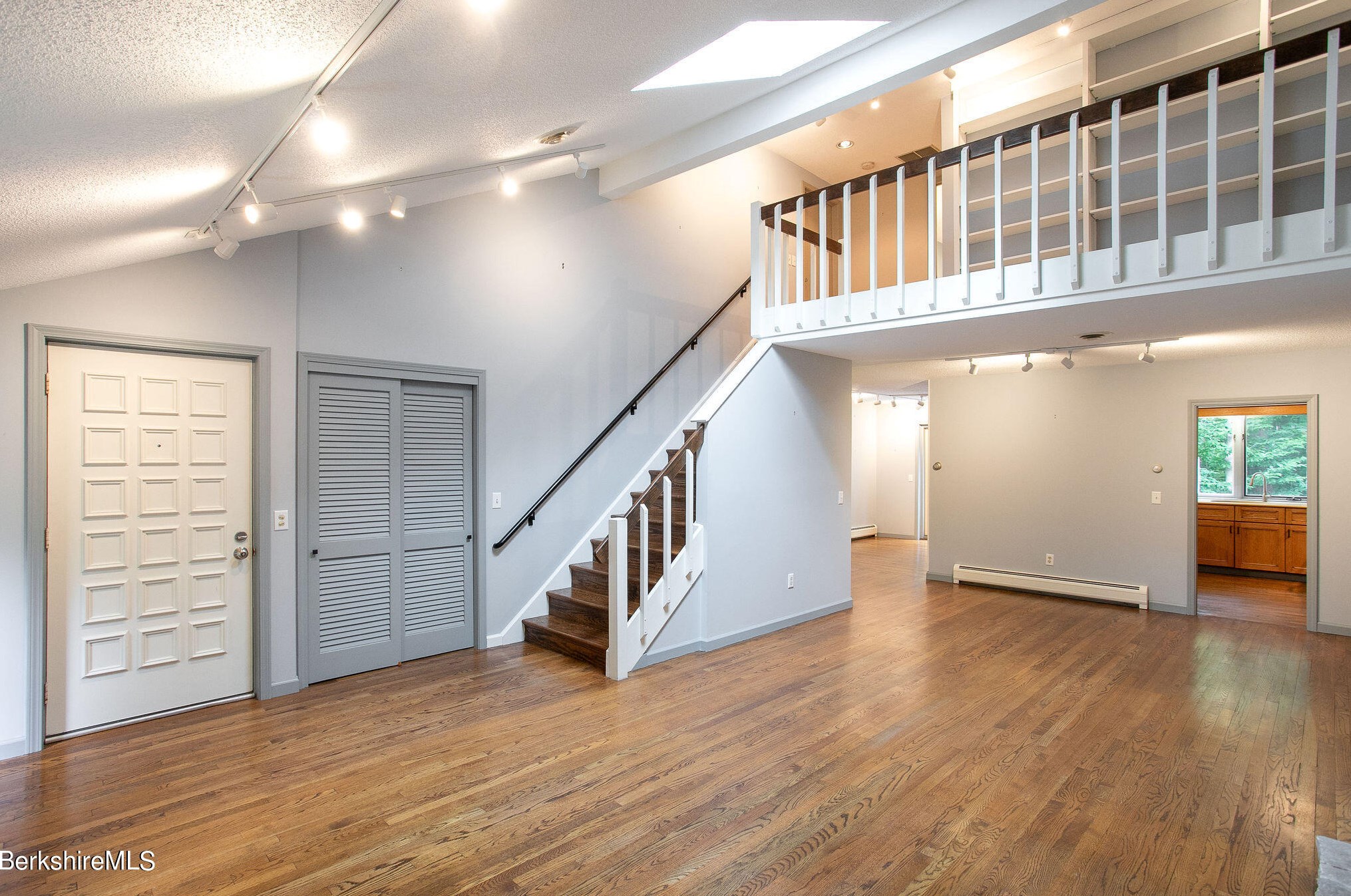 5 Wexford Ct #29, Lenox, MA 01240