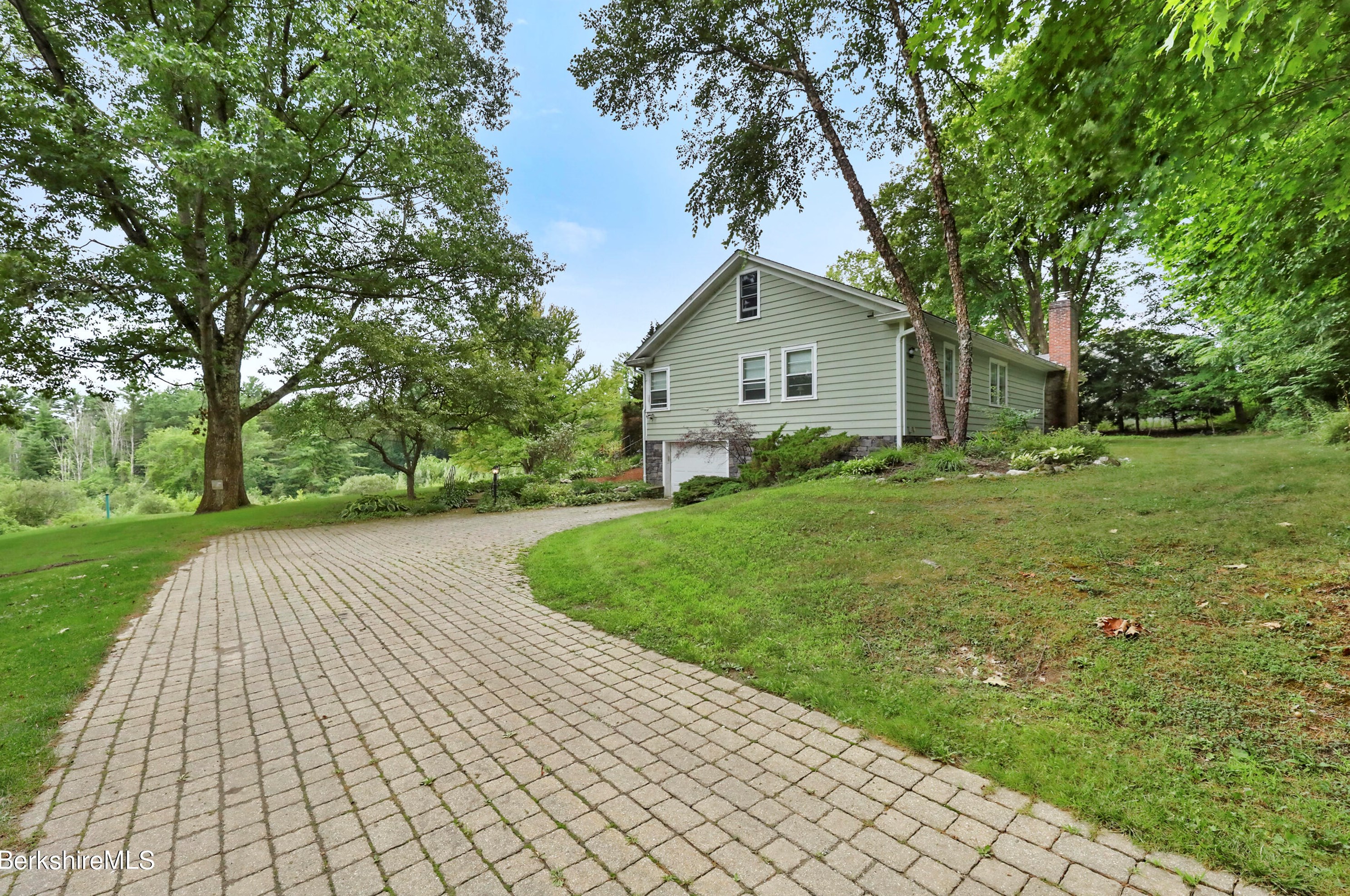 56 Plunkett St, Lenox, MA 01240