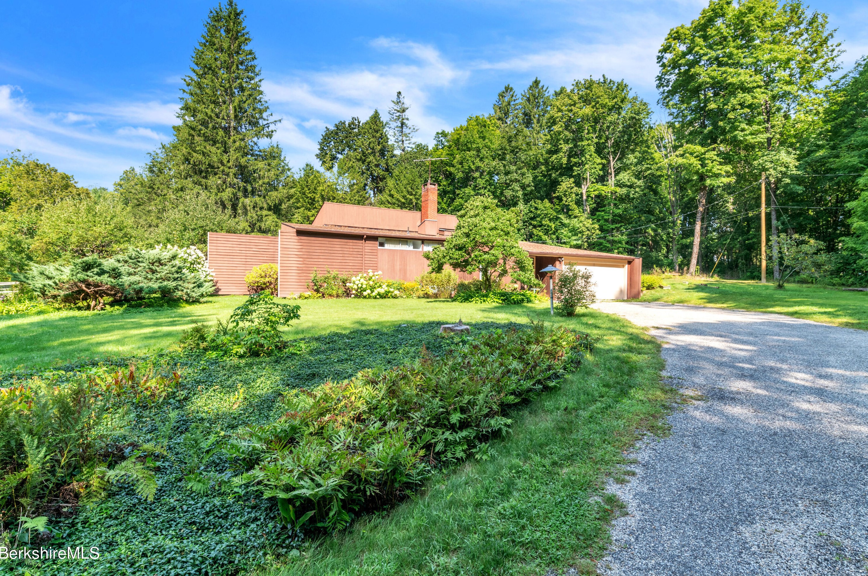 40 Frothingham Crossing, Lenox, MA 01240