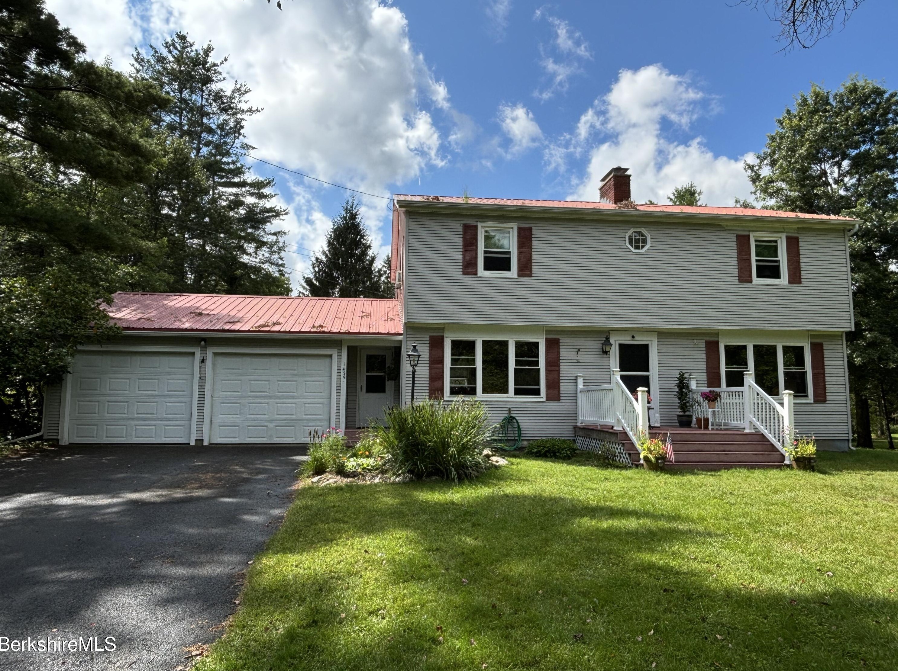 1435 River Rd, Clarksburg, MA 01247