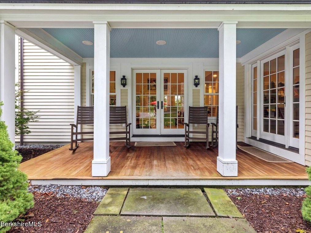 118 Bulkley St, Williamstown, MA 01267