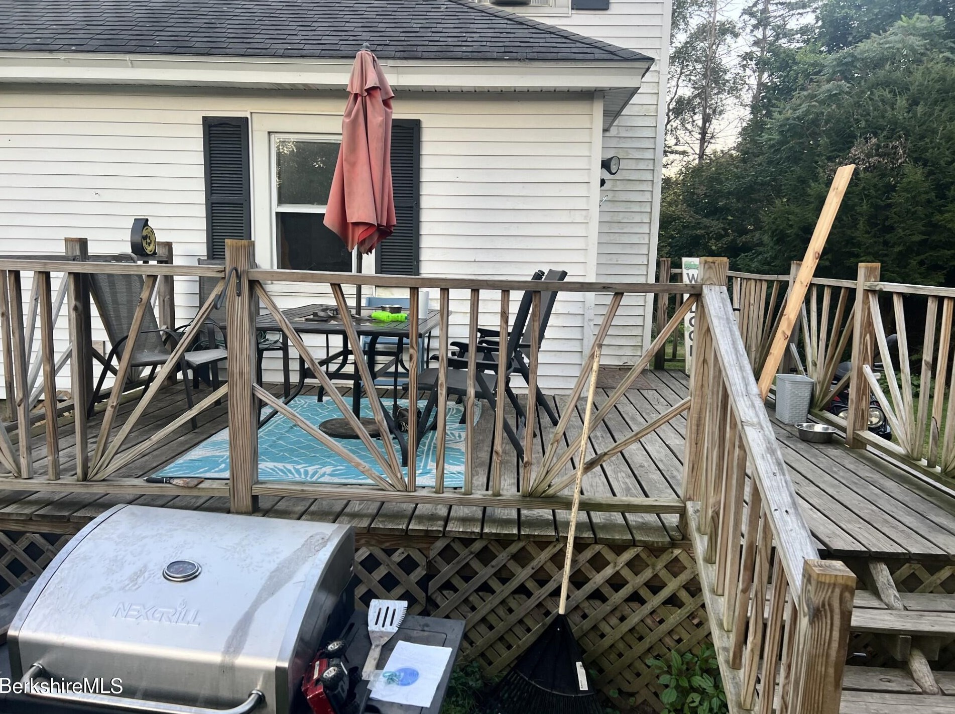 62 Clarendon St, Pittsfield, MA 01201