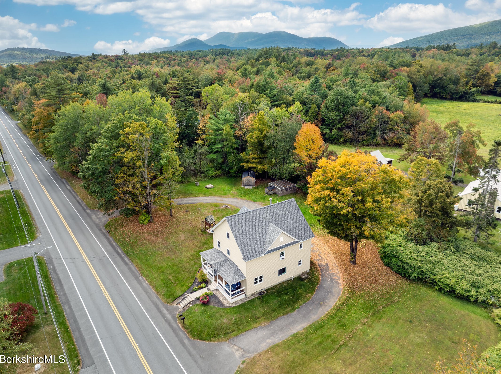 1131 River Rd, Clarksburg, MA 01247