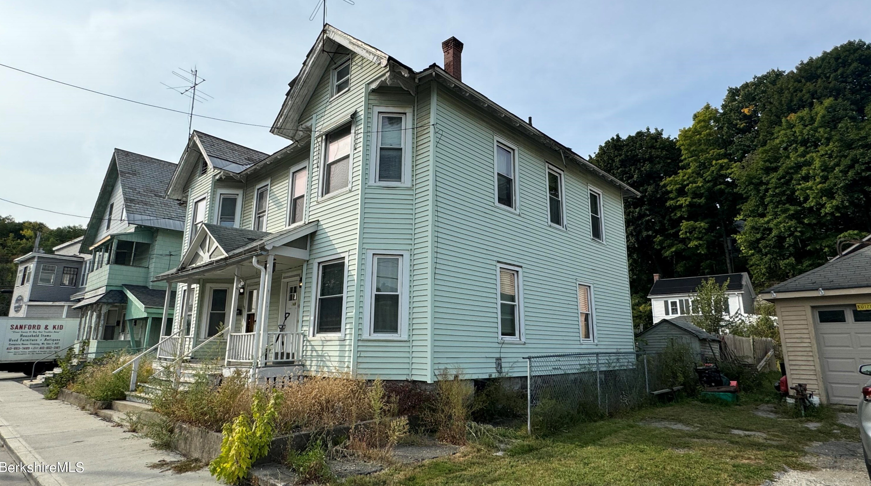 169-171 Bracewell Ave, Clarksburg, MA 01247
