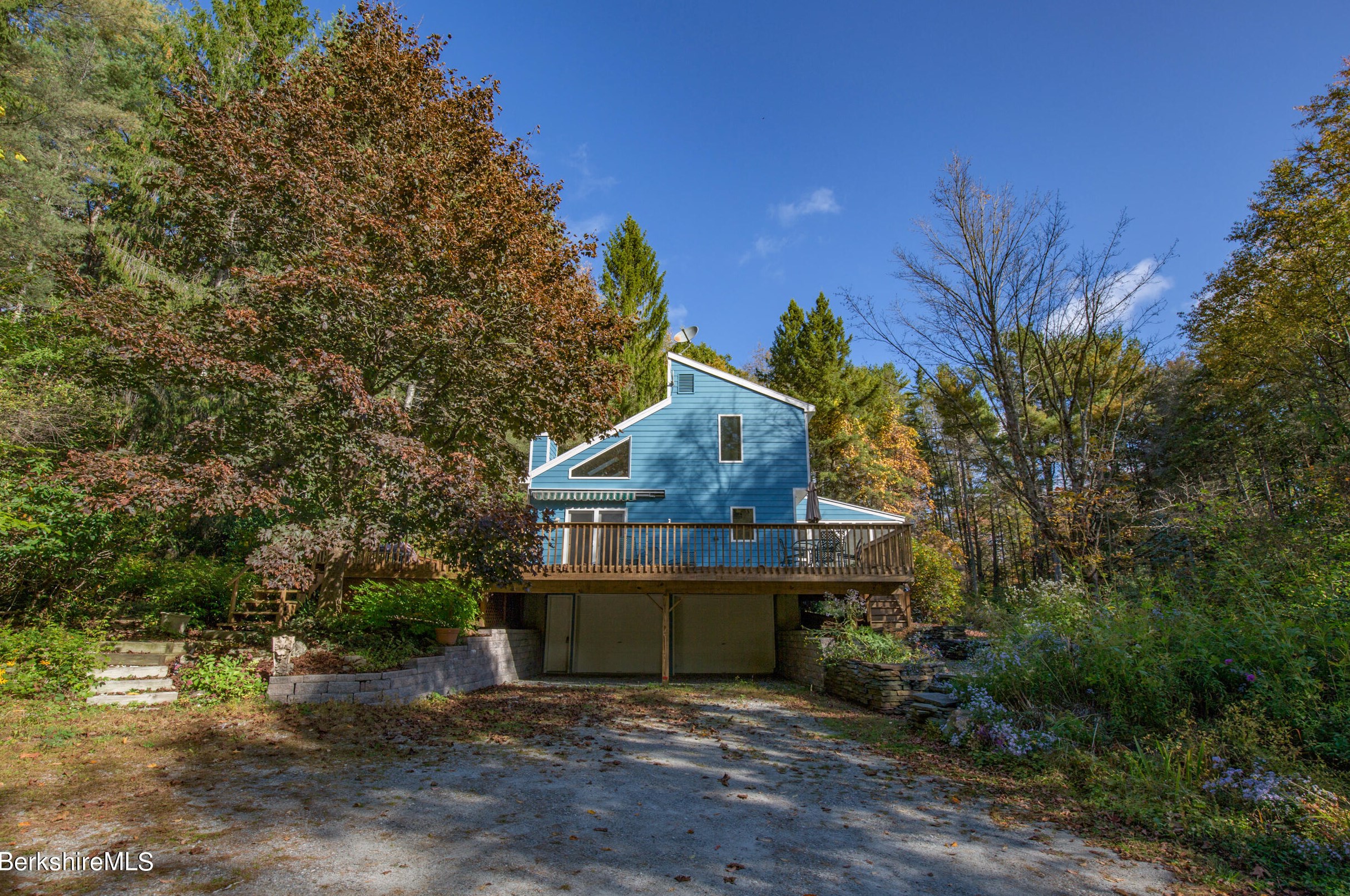 139 Tyringham Rd, Monterey, MA 01245 exterior