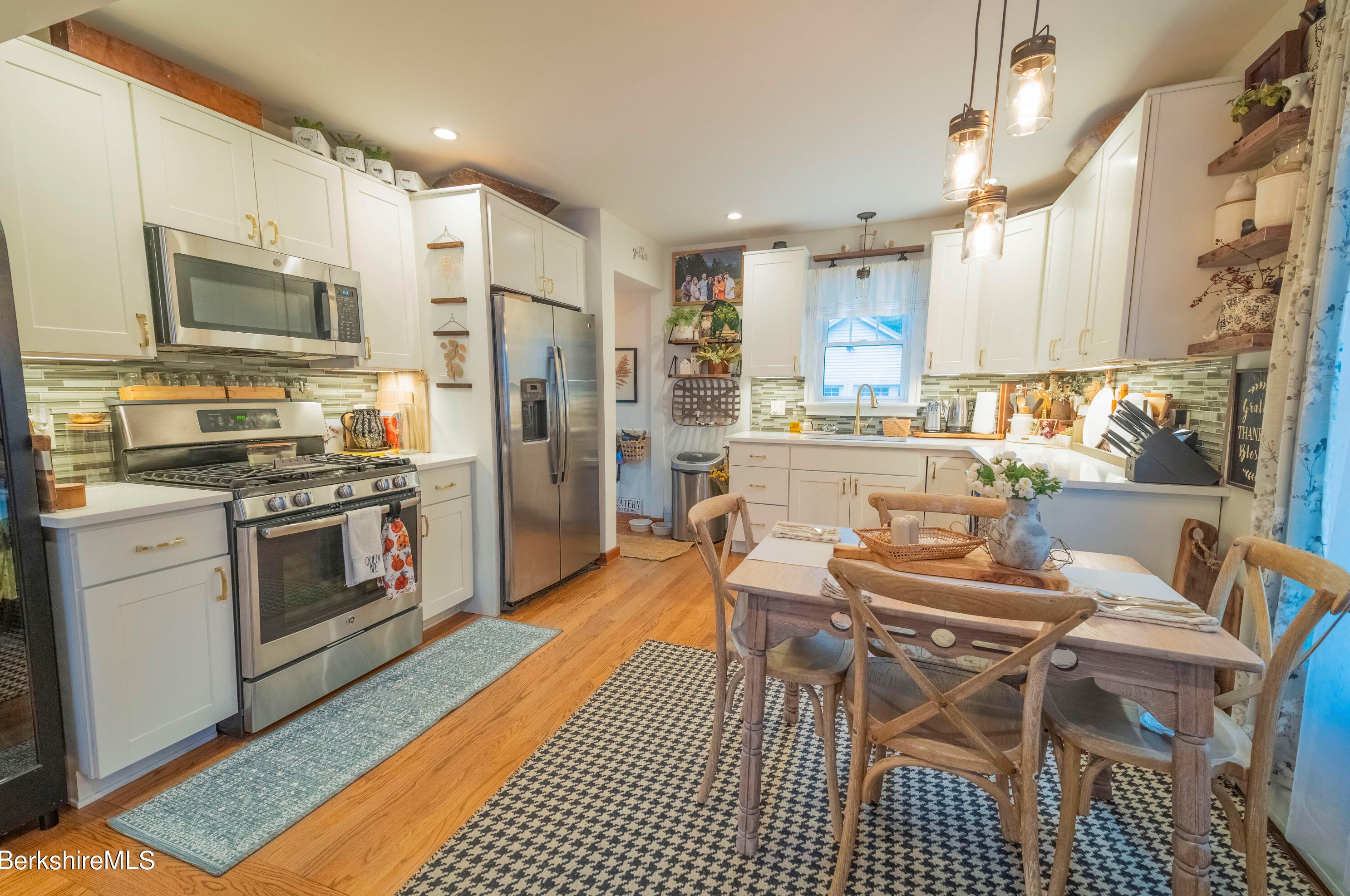 83 Walker St, Clarksburg, MA 01247