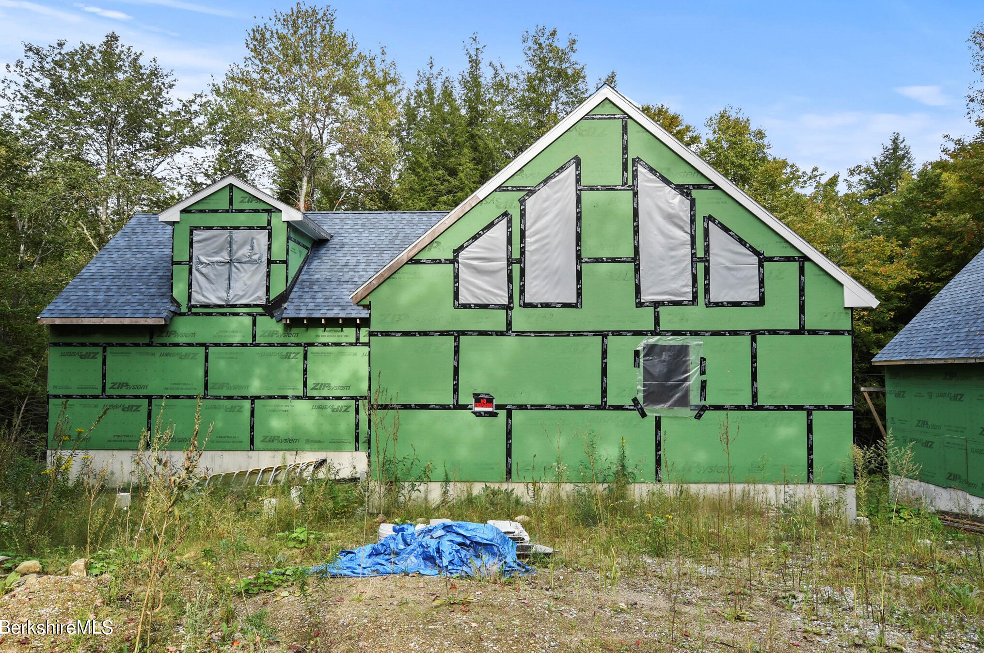 13 Haskell Rd, Peru, MA 01235