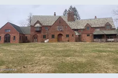 390 Tamaridge Rd, New Marlboro, MA 01259 - Photo 4