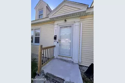 326 Dalton Ave, Pittsfield, MA 01201 - Photo 2