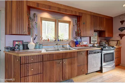 481 Shunpike Rd, Sheffield, MA 01257 - Photo 12