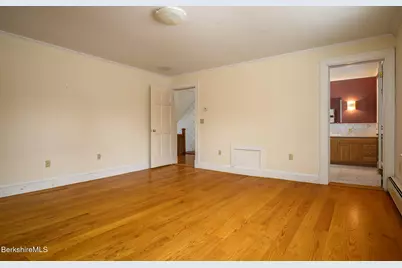 111 Park St, Williamstown, MA 01267 - Photo 34