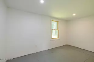 54 Division St, Great Barrington, MA 01230 - Photo 14