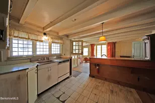 254 Main St, Sheffield, MA 01257 - Photo 8