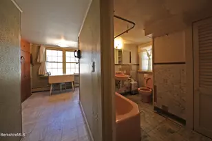 254 Main St, Sheffield, MA 01257 - Photo 18