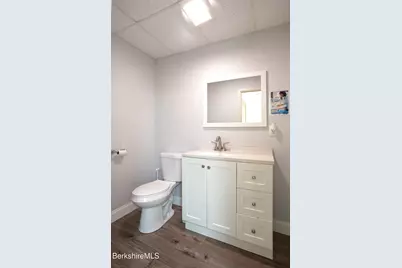 490 Main St, Great Barrington, MA 01230 - Photo 14