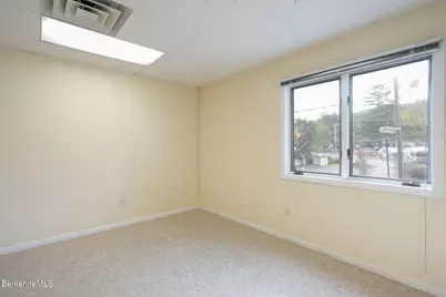 490 Main St, Great Barrington, MA 01230 - Photo 10